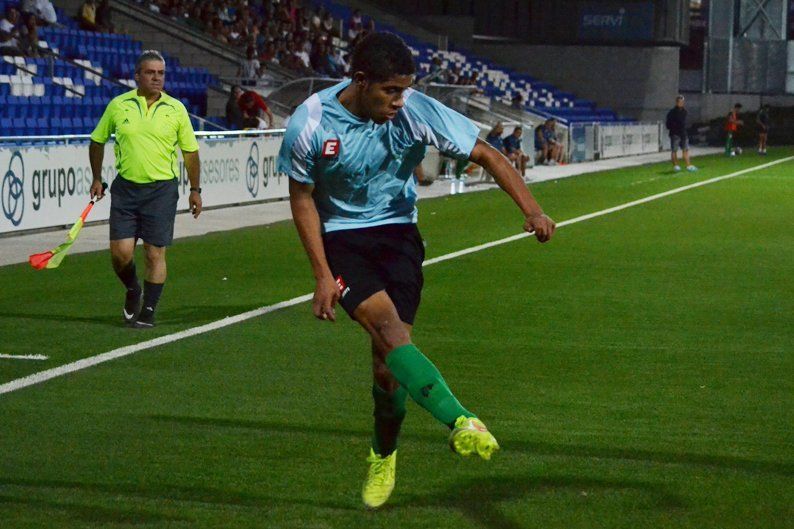 Galería: Presentación del Ciudad de Lucena e imágenes del partido entre el equipo de Sarmiento y el Atlético Mancha Real Galería: Presentación del Ciudad de Lucena e imágenes del partido entre el equipo de Sarmiento y el Atlético Mancha Real