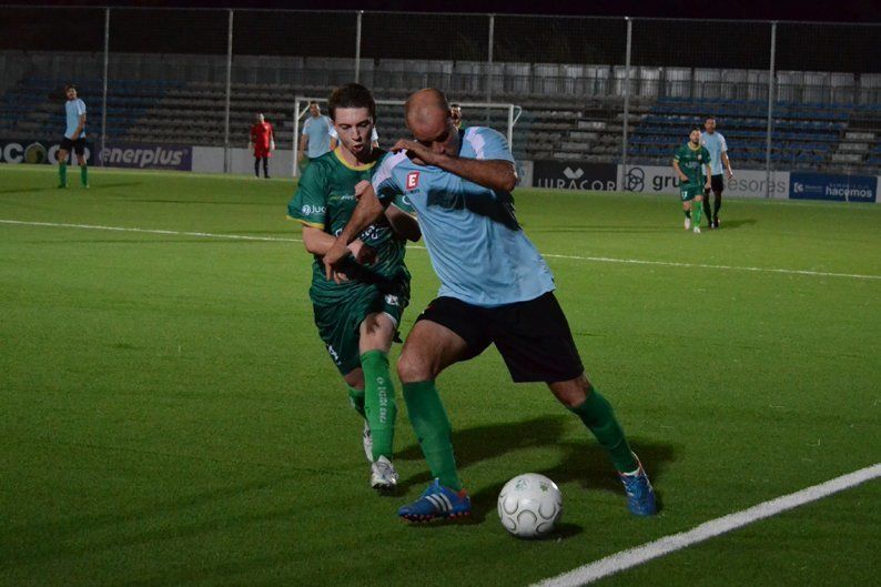 Galería: Presentación del Ciudad de Lucena e imágenes del partido entre el equipo de Sarmiento y el Atlético Mancha Real Galería: Presentación del Ciudad de Lucena e imágenes del partido entre el equipo de Sarmiento y el Atlético Mancha Real
