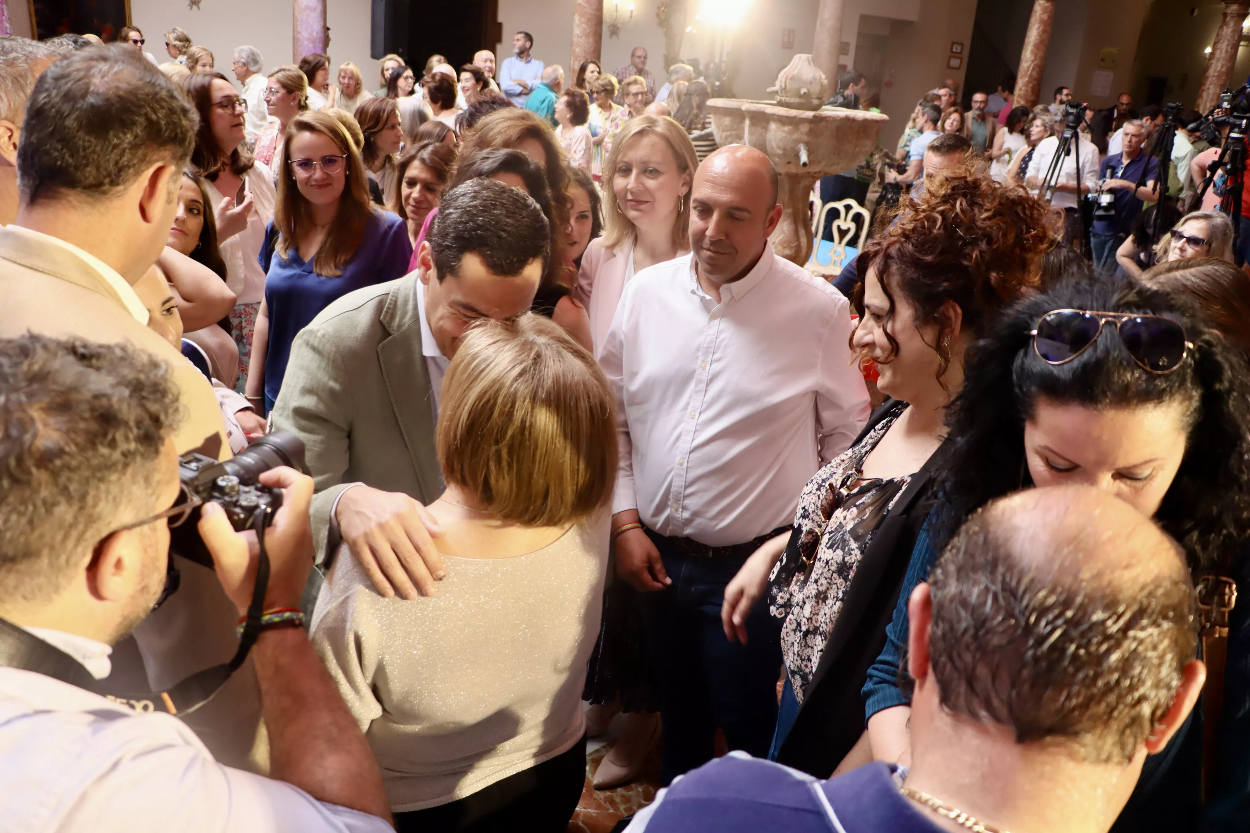 9J: Acto electoral de Juanma Moreno en Lucena 9J: Acto electoral de Juanma Moreno en Lucena