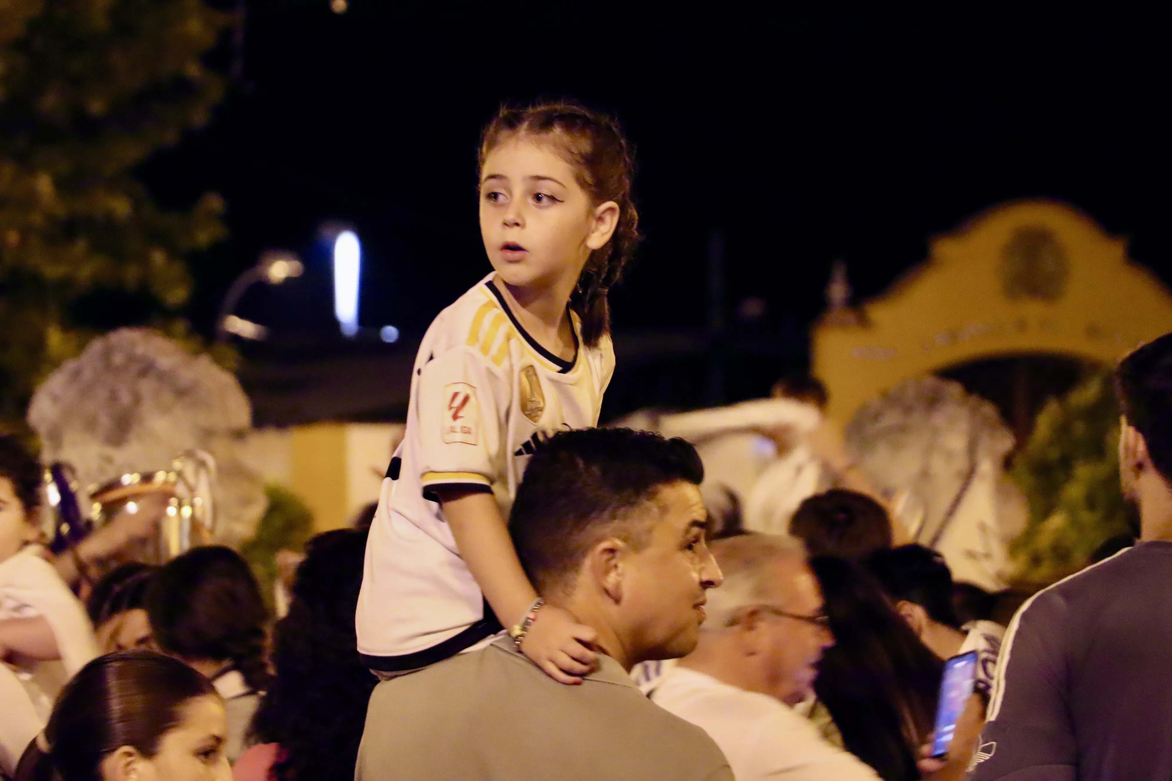Los aficionados del Real Madrid celebran la Champions Los aficionados del Real Madrid celebran la Champions