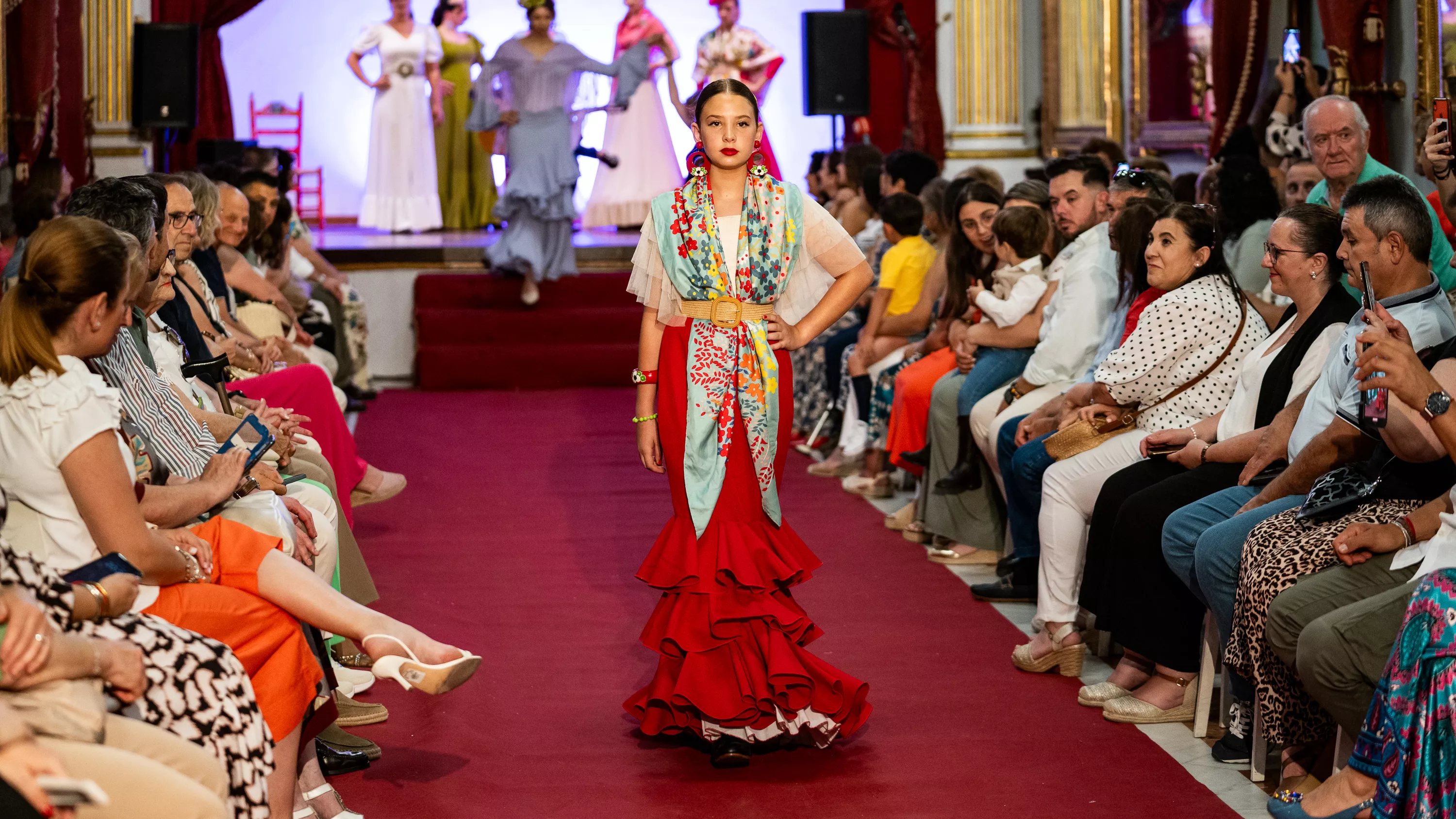 Desfile de Moda Flamenca de Araceli Hidalgo Desfile de Moda Flamenca de Araceli Hidalgo