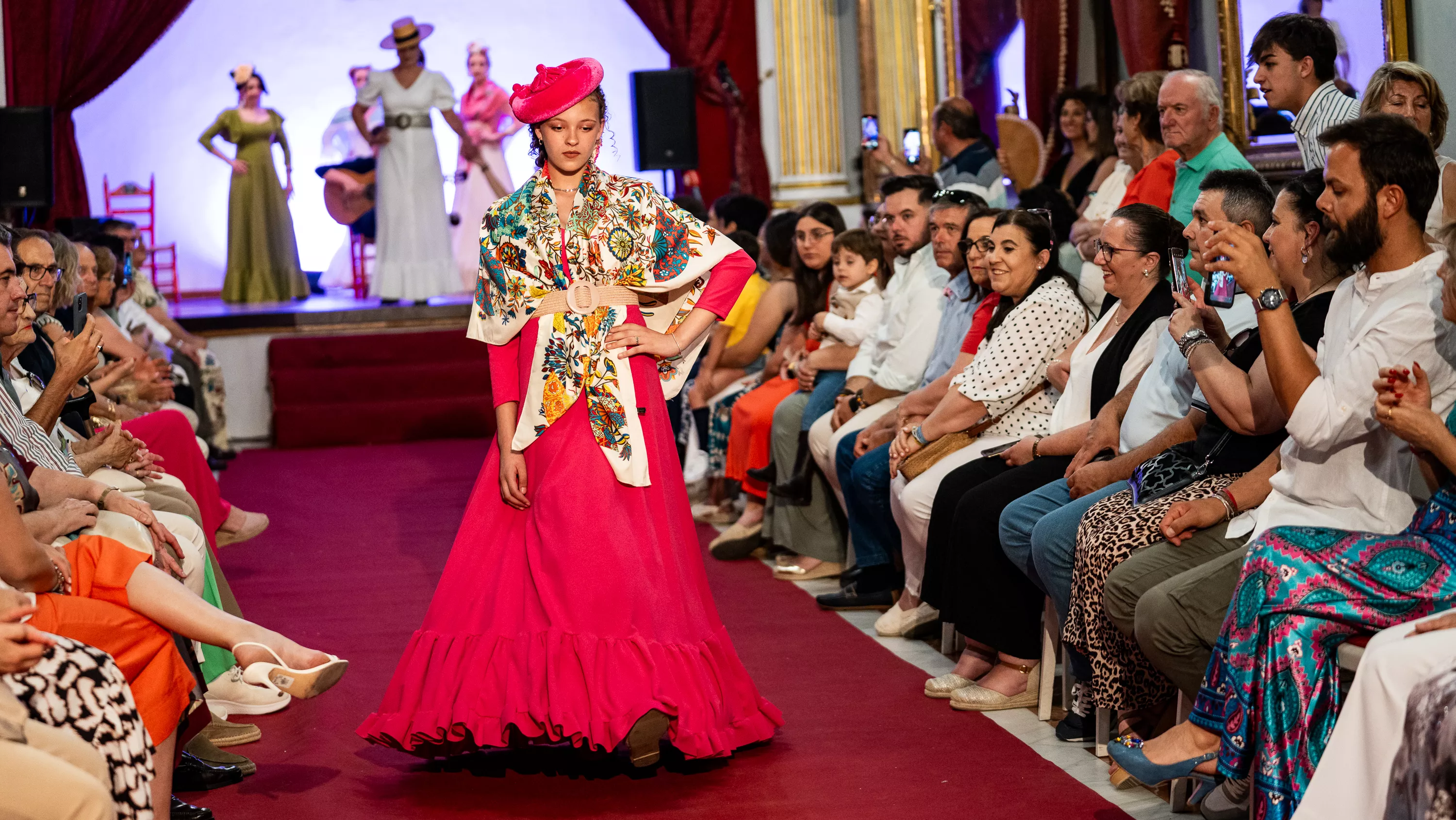 Desfile de Moda Flamenca de Araceli Hidalgo Desfile de Moda Flamenca de Araceli Hidalgo