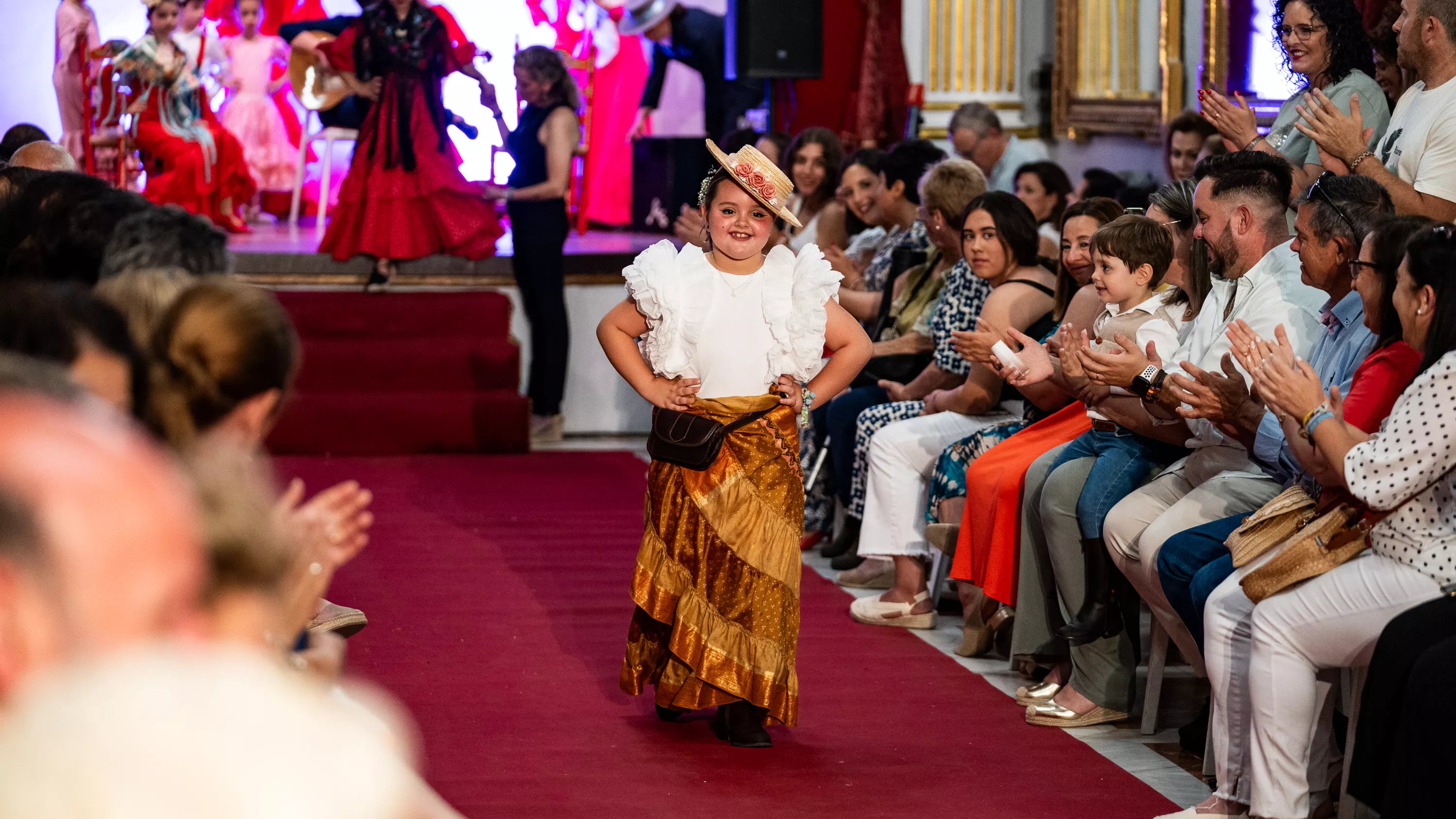 Desfile de Moda Flamenca de Araceli Hidalgo Desfile de Moda Flamenca de Araceli Hidalgo