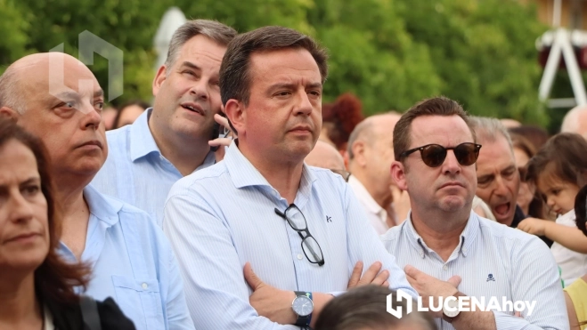 Concentración en la Plaza Nueva para exigir un hospital en Lucena Concentración en la Plaza Nueva para exigir un hospital en Lucena