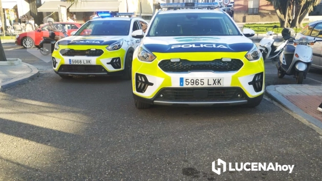 Dos vehículos policiales en el lugar del accidente Dos vehículos policiales en el lugar del accidente