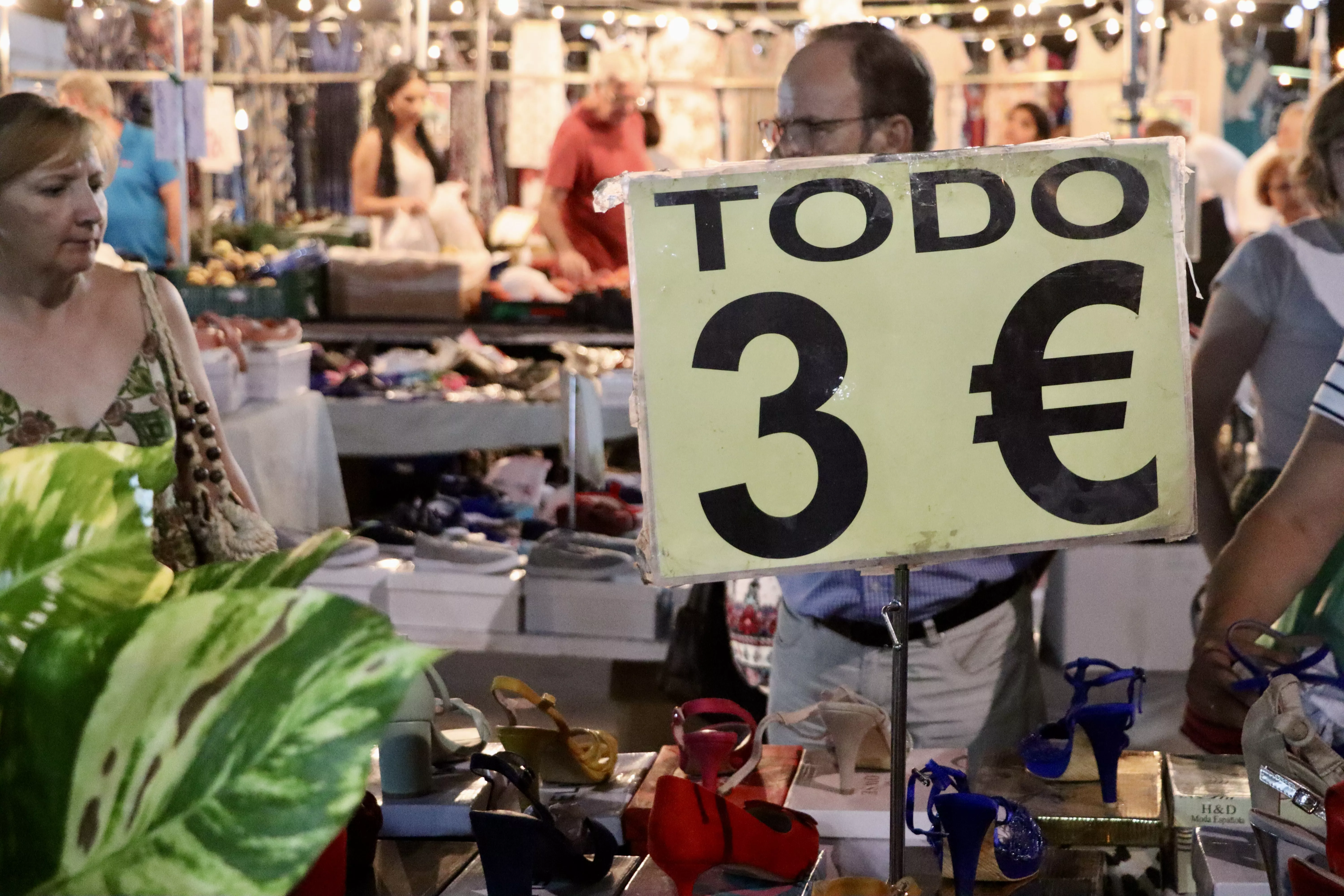 Mercadillo nocturno del sábado