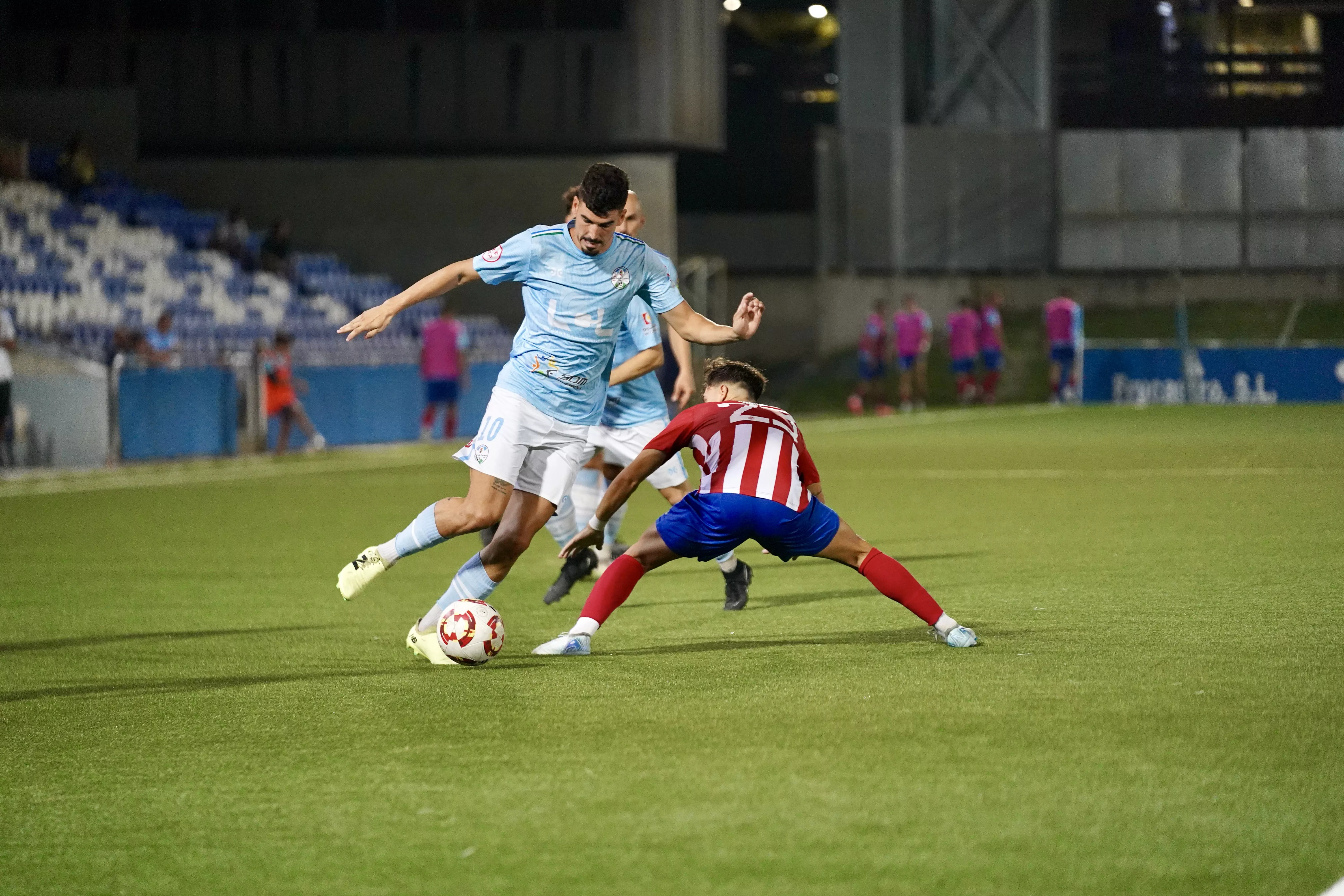 Ciudad de Lucena - Atlético Porcuna. Foto de Antonio Dávila Ciudad de Lucena - Atlético Porcuna. Foto de Antonio Dávila