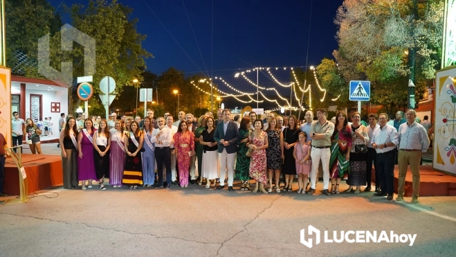 Asistentes al acto oficial de encendido del alumbrado especial de la Feria del Valle 2024 Asistentes al acto oficial de encendido del alumbrado especial de la Feria del Valle 2024