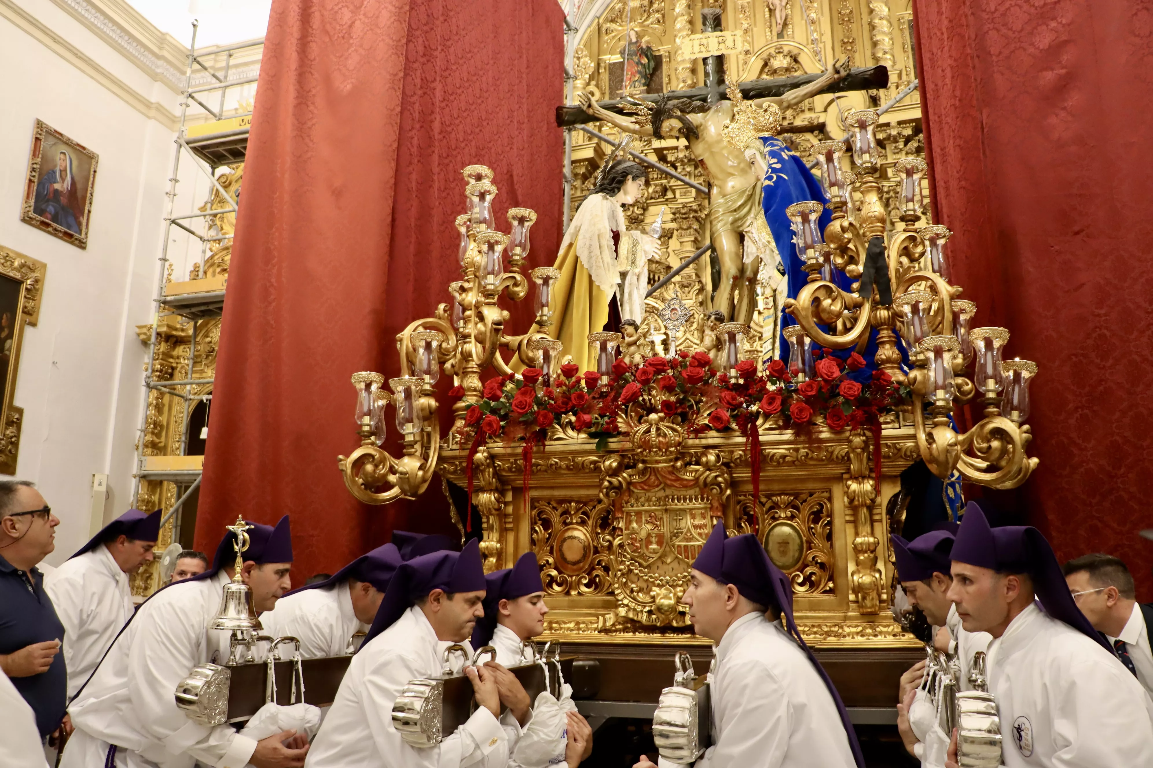 Procesión Extraordinaria del Stmo. Cristo de la Sangre Procesión Extraordinaria del Stmo. Cristo de la Sangre