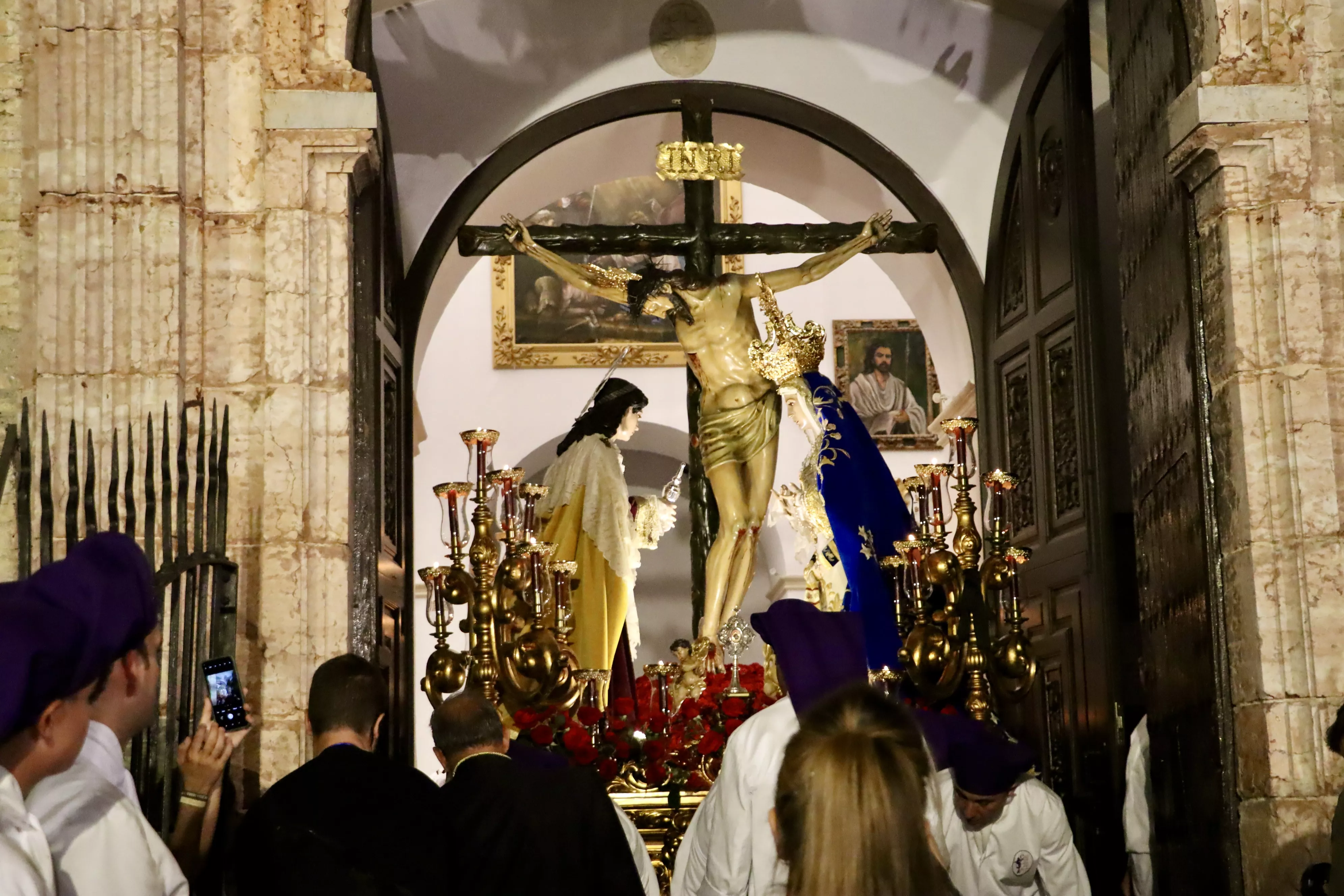 Procesión Extraordinaria del Stmo. Cristo de la Sangre Procesión Extraordinaria del Stmo. Cristo de la Sangre
