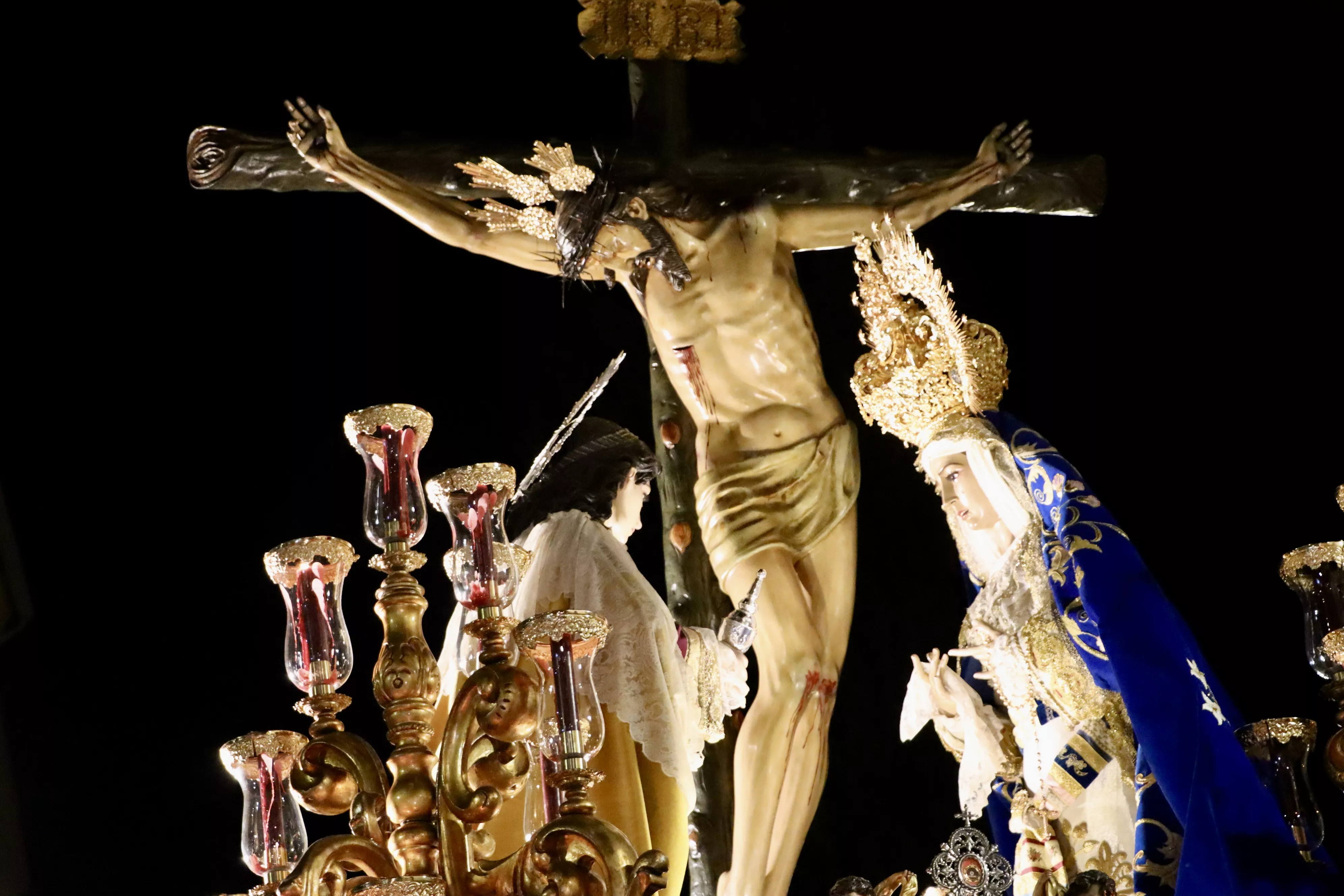 Procesión Extraordinaria del Stmo. Cristo de la Sangre Procesión Extraordinaria del Stmo. Cristo de la Sangre