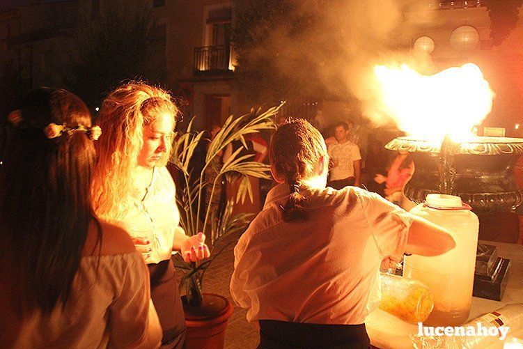 Encinas Reales celebra su V Noche Encadilada a la luz de las velas