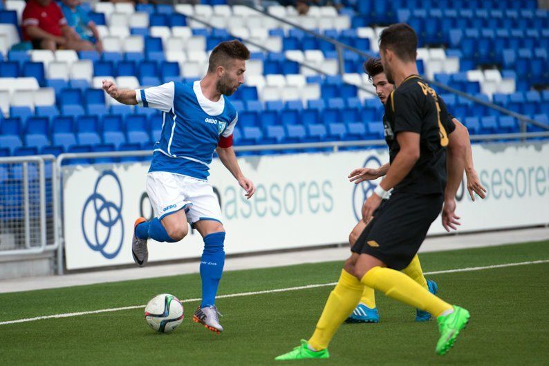 Galería de fotos Lucena CF 0 Écija Balompié 2 Galería de fotos Lucena CF 0 Écija Balompié 2