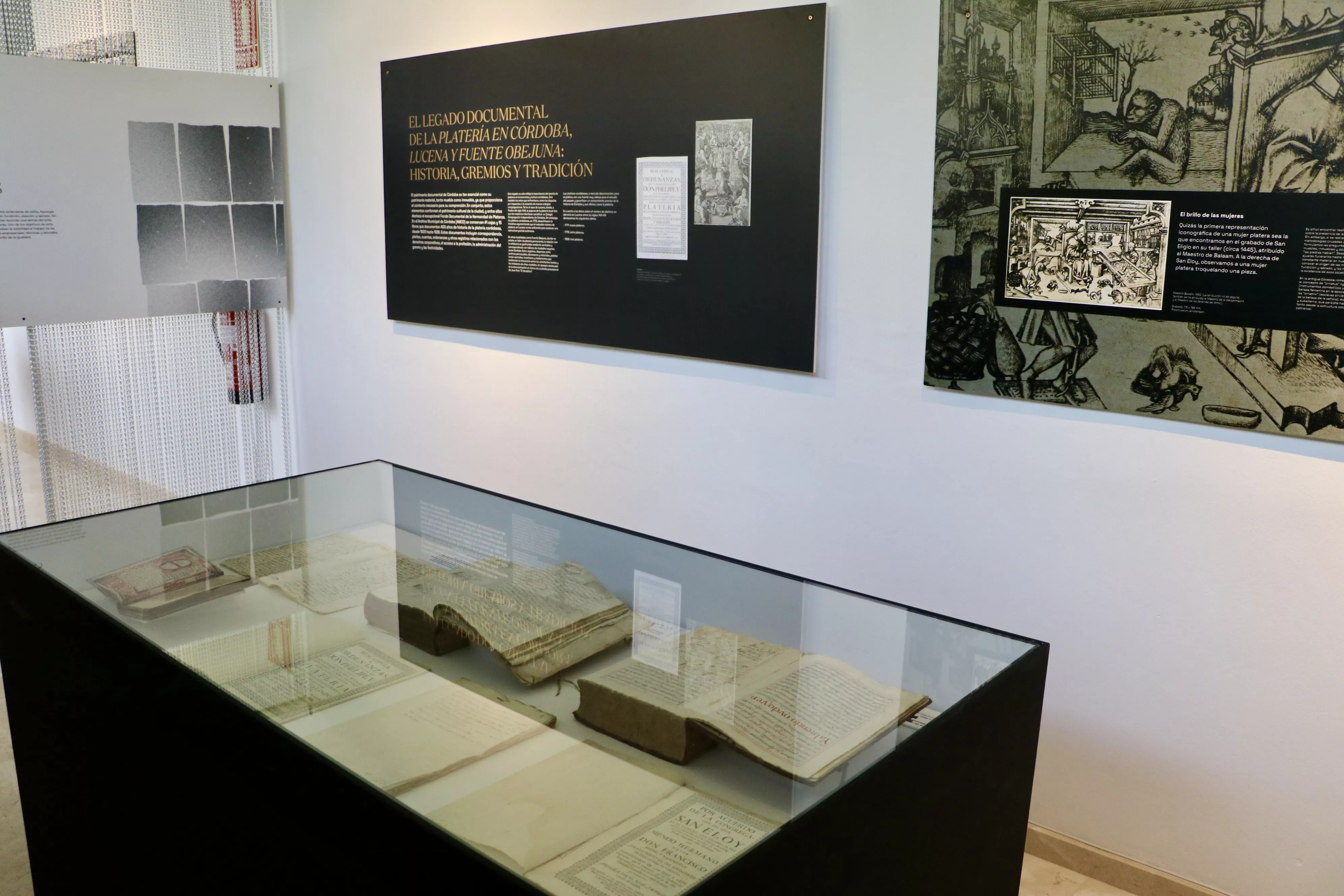 Exposición "Todo lo que brilla" en Lucena Exposición "Todo lo que brilla" en Lucena