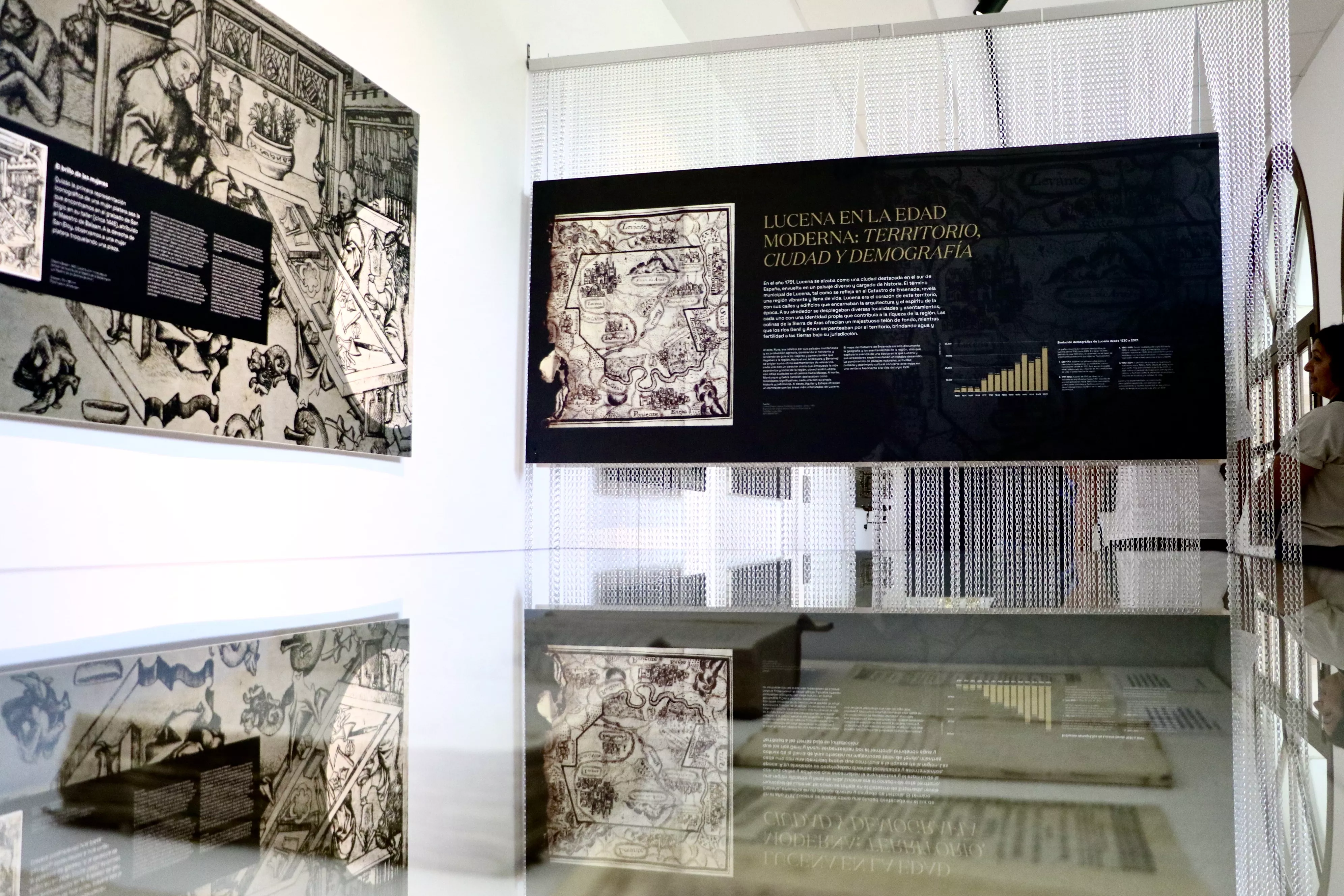 Exposición "Todo lo que brilla" en Lucena Exposición "Todo lo que brilla" en Lucena