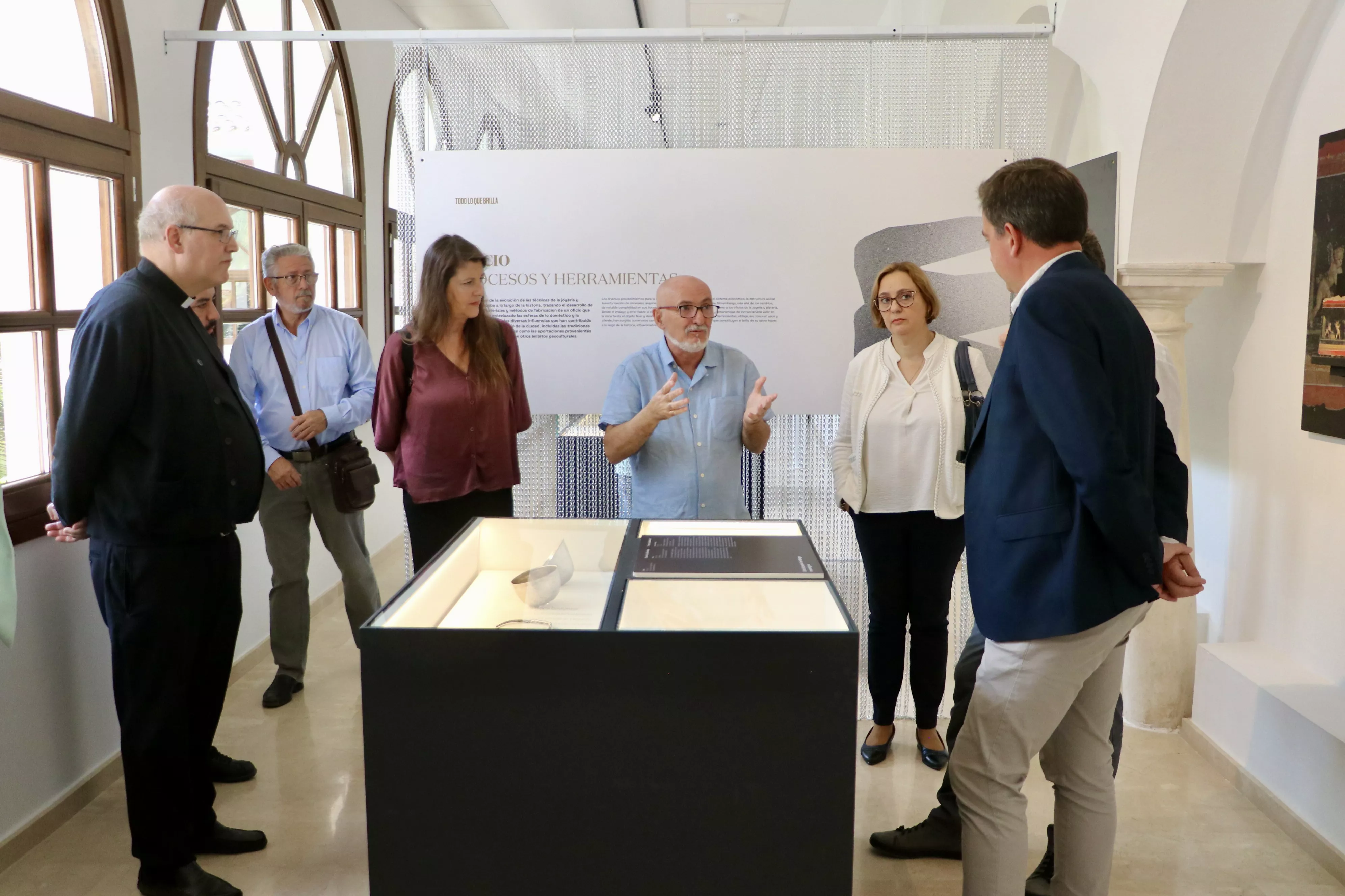 Exposición "Todo lo que brilla" en Lucena Exposición "Todo lo que brilla" en Lucena