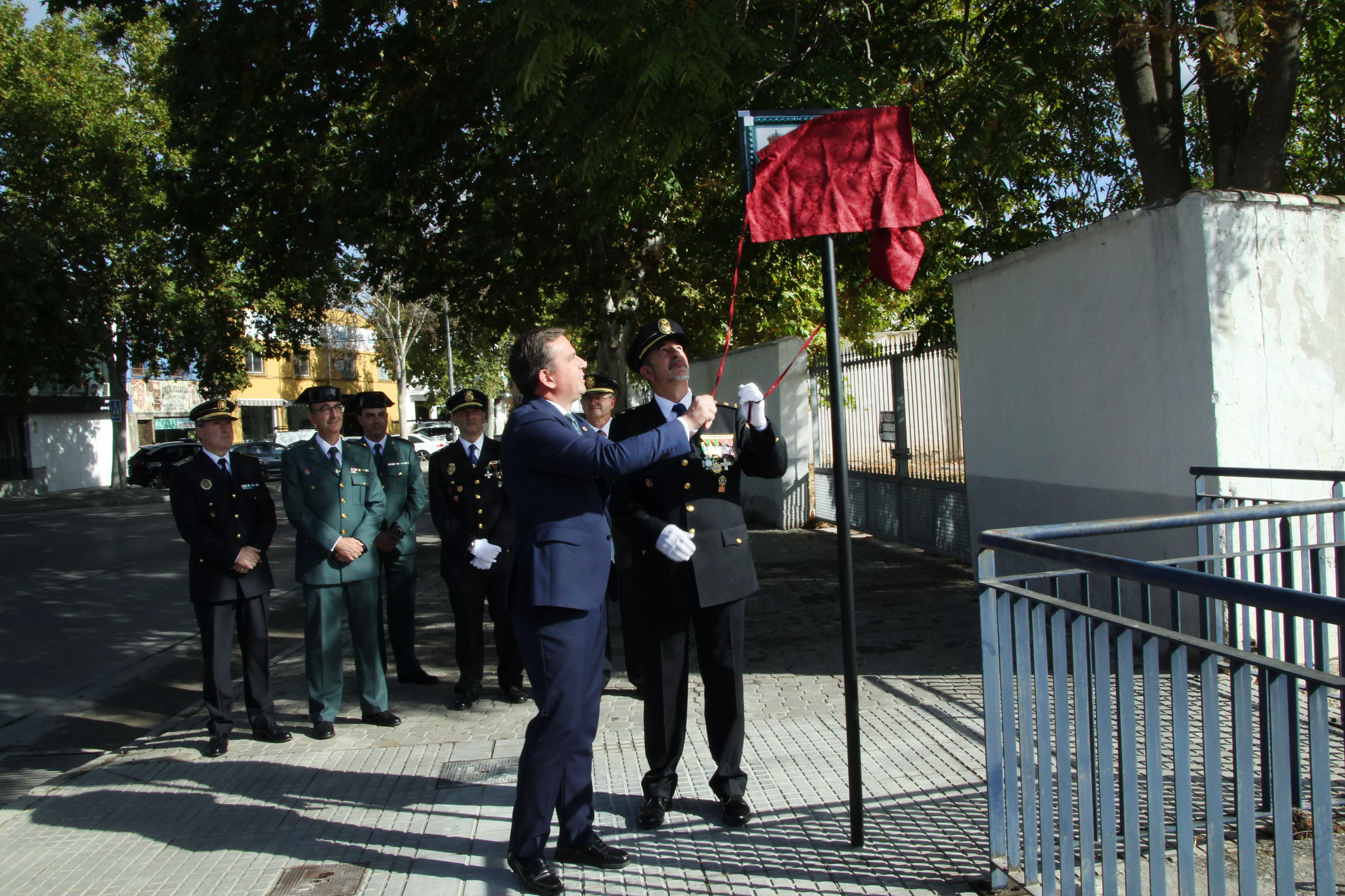 Acto de nominación de la Avenida de la Policía Nacional Acto de nominación de la Avenida de la Policía Nacional