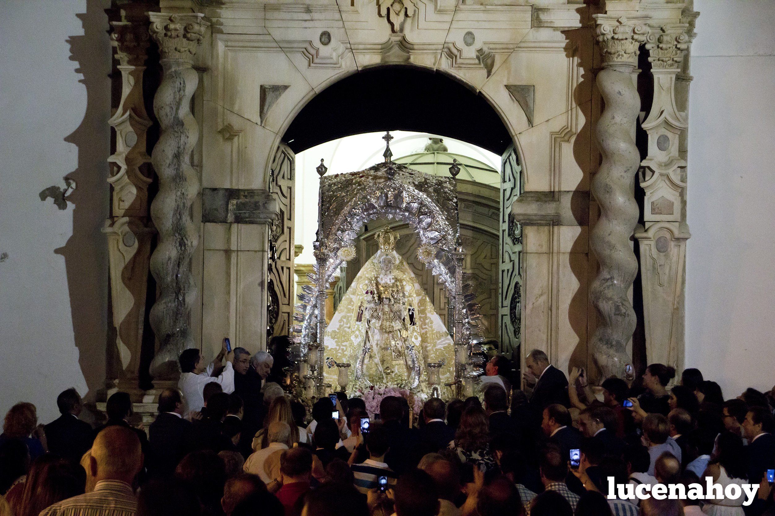 Galería de fotos: La Virgen de la Sierra, devoción por las calles de Cabra, por Jesús Jiménez 'Gitanito'