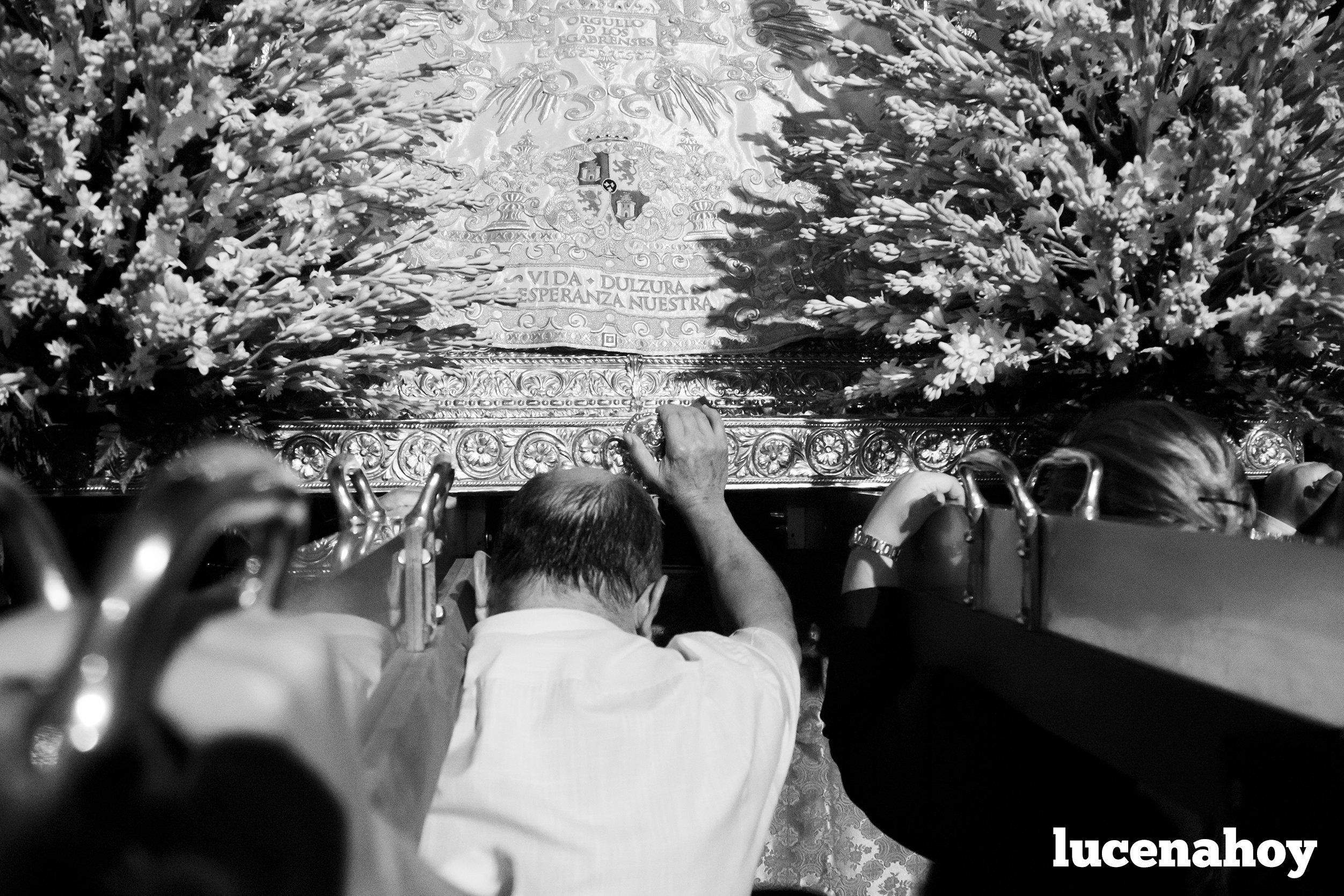 Galería de fotos: La Virgen de la Sierra, devoción por las calles de Cabra, por Jesús Jiménez 'Gitanito'