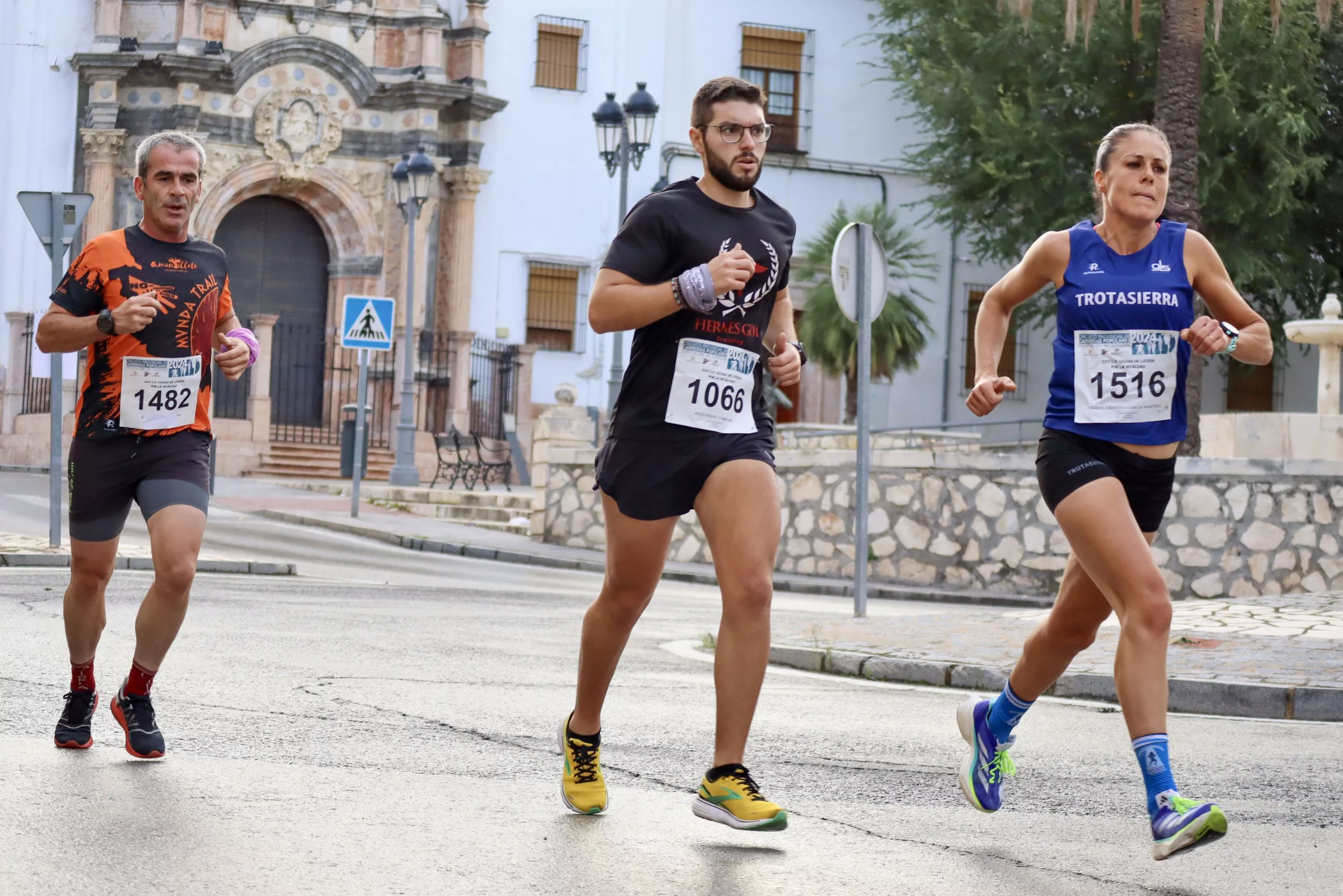 Carrera popular 2024 Recorrido urbano. FOTO: David Ramírez Carrera popular 2024 Recorrido urbano. FOTO: David Ramírez