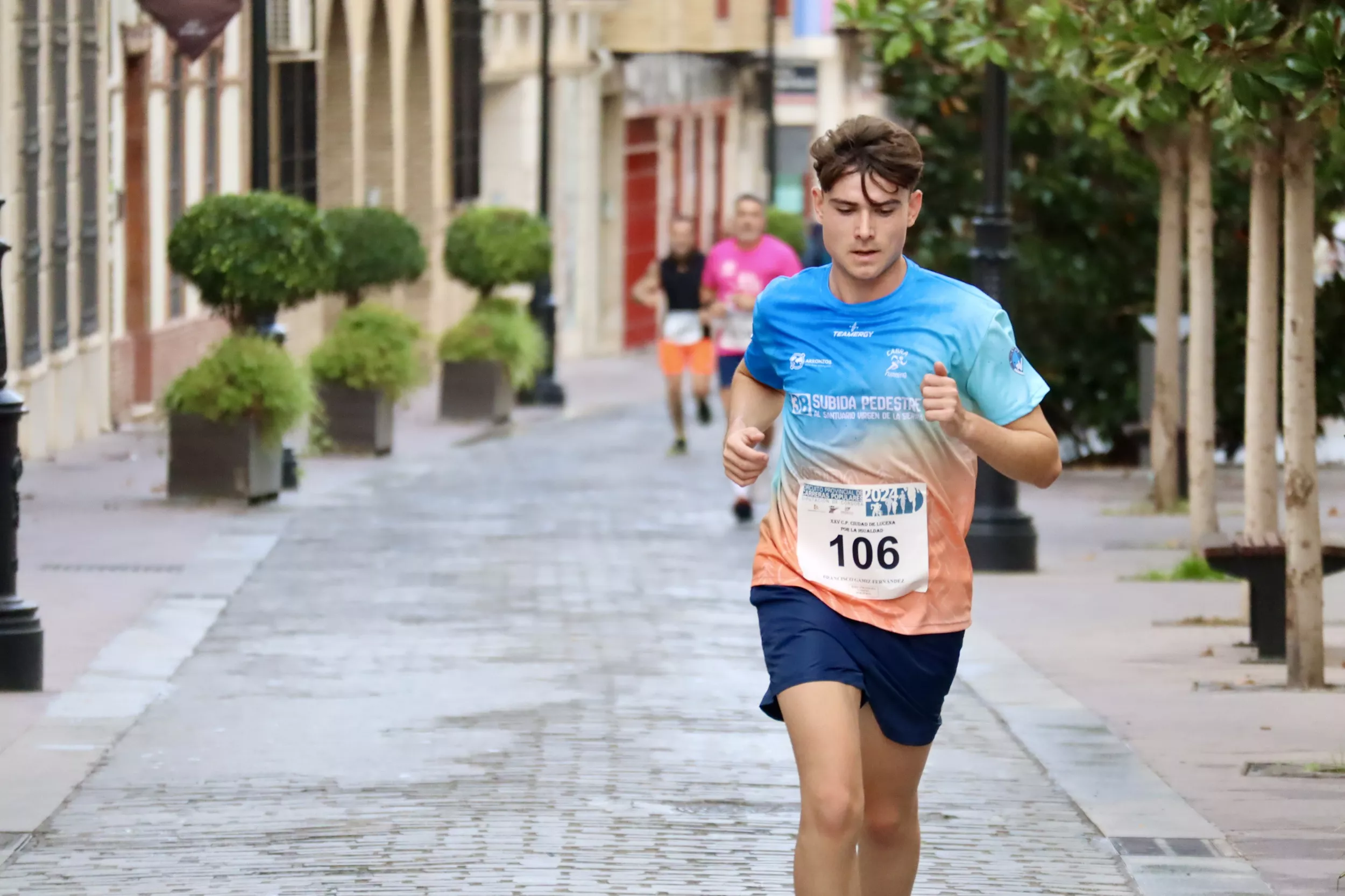 Carrera popular 2024 Recorrido urbano. FOTO: David Ramírez Carrera popular 2024 Recorrido urbano. FOTO: David Ramírez
