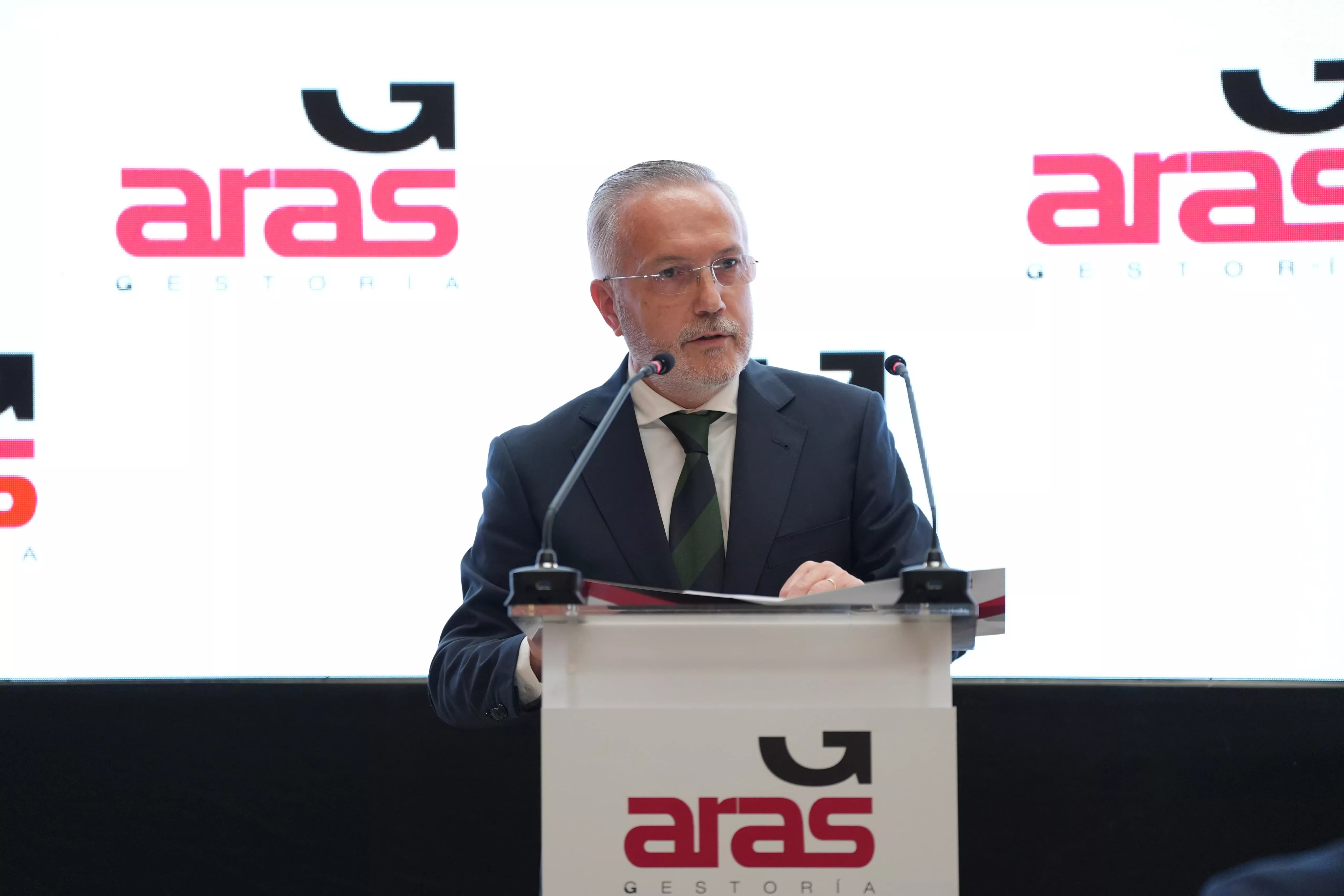 26d06bf9 8195 4ac4 a5e9 d233ab9cb492