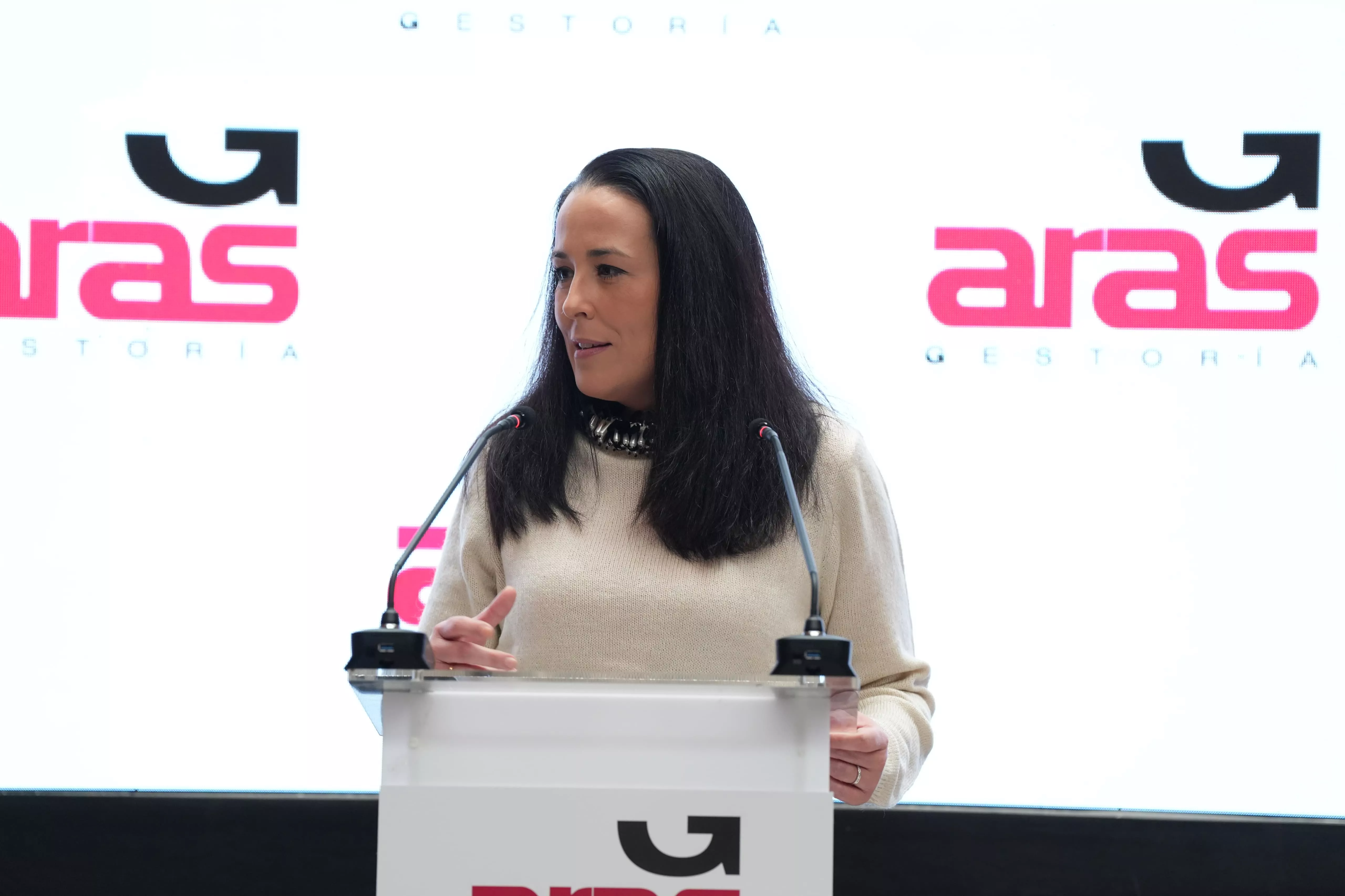 a450862f f7ce 42eb b4b3 1d4a4ab73ea3