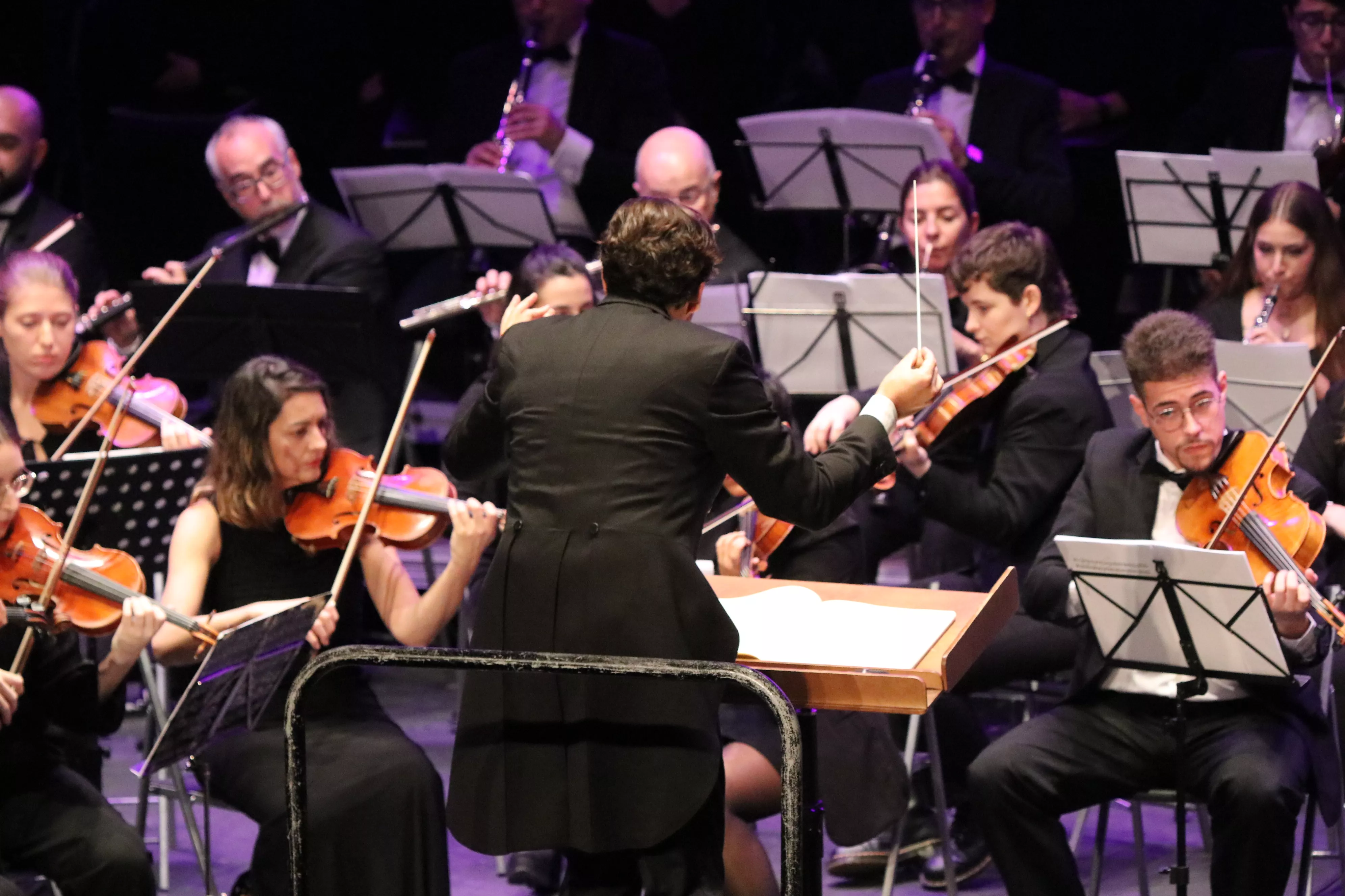 Concierto extraordinario “La Novena Sinfonía de Beethoven” en el Auditorio Municipal "Manuel Lara Cantizani" Concierto extraordinario “La Novena Sinfonía de Beethoven” en el Auditorio Municipal "Manuel Lara Cantizani"