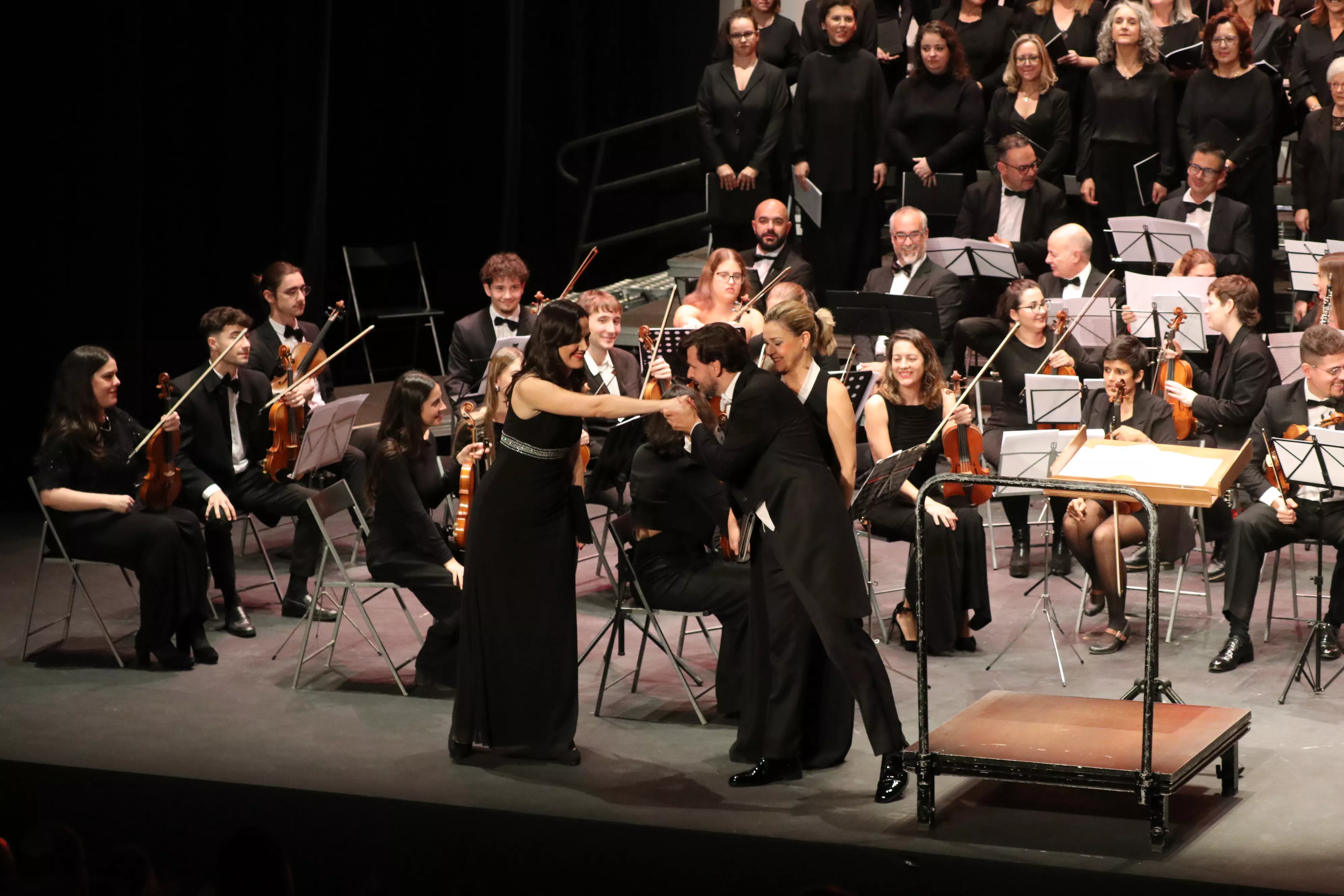 Concierto extraordinario “La Novena Sinfonía de Beethoven” en el Auditorio Municipal "Manuel Lara Cantizani" Concierto extraordinario “La Novena Sinfonía de Beethoven” en el Auditorio Municipal "Manuel Lara Cantizani"