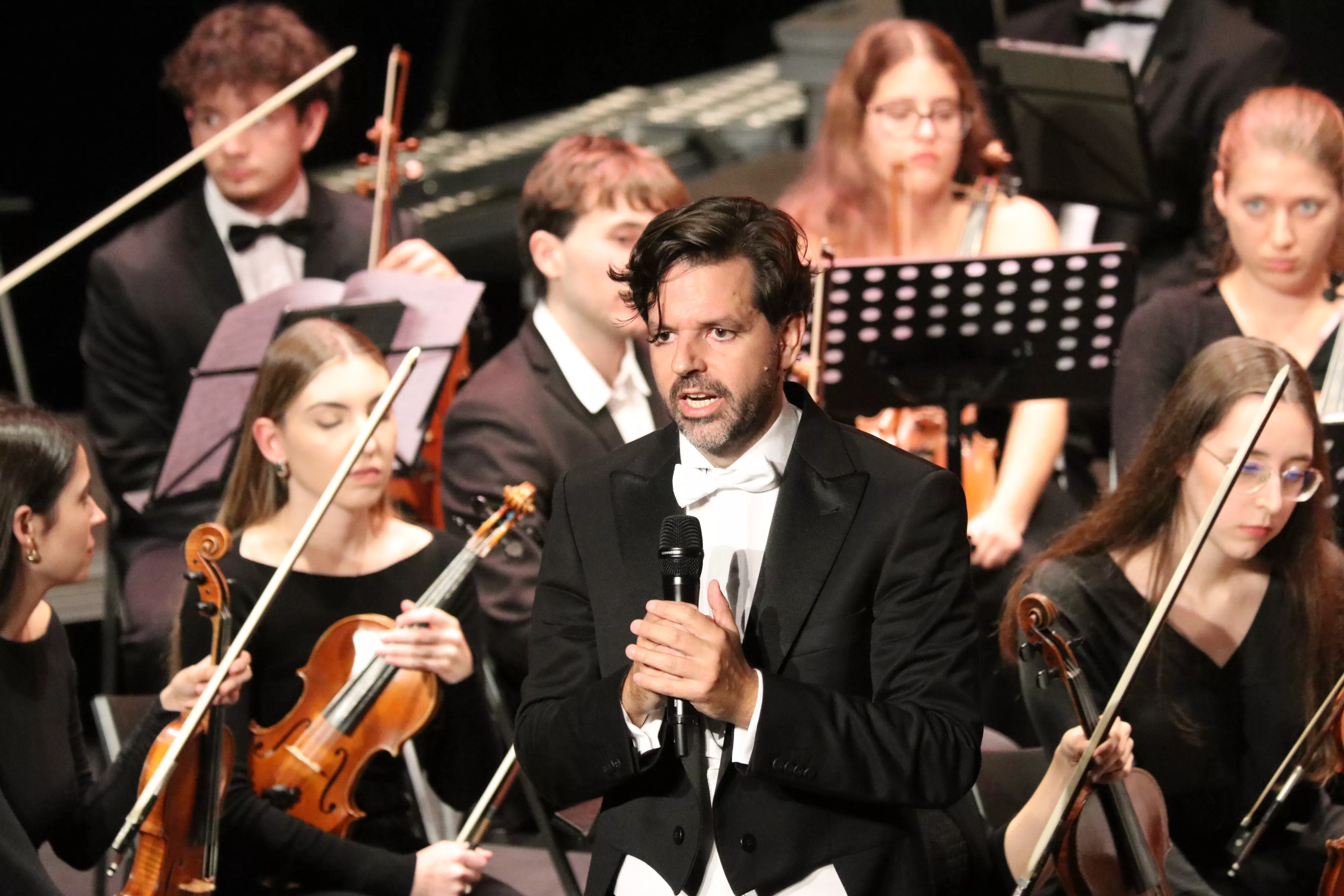 Concierto extraordinario “La Novena Sinfonía de Beethoven” en el Auditorio Municipal "Manuel Lara Cantizani" Concierto extraordinario “La Novena Sinfonía de Beethoven” en el Auditorio Municipal "Manuel Lara Cantizani"
