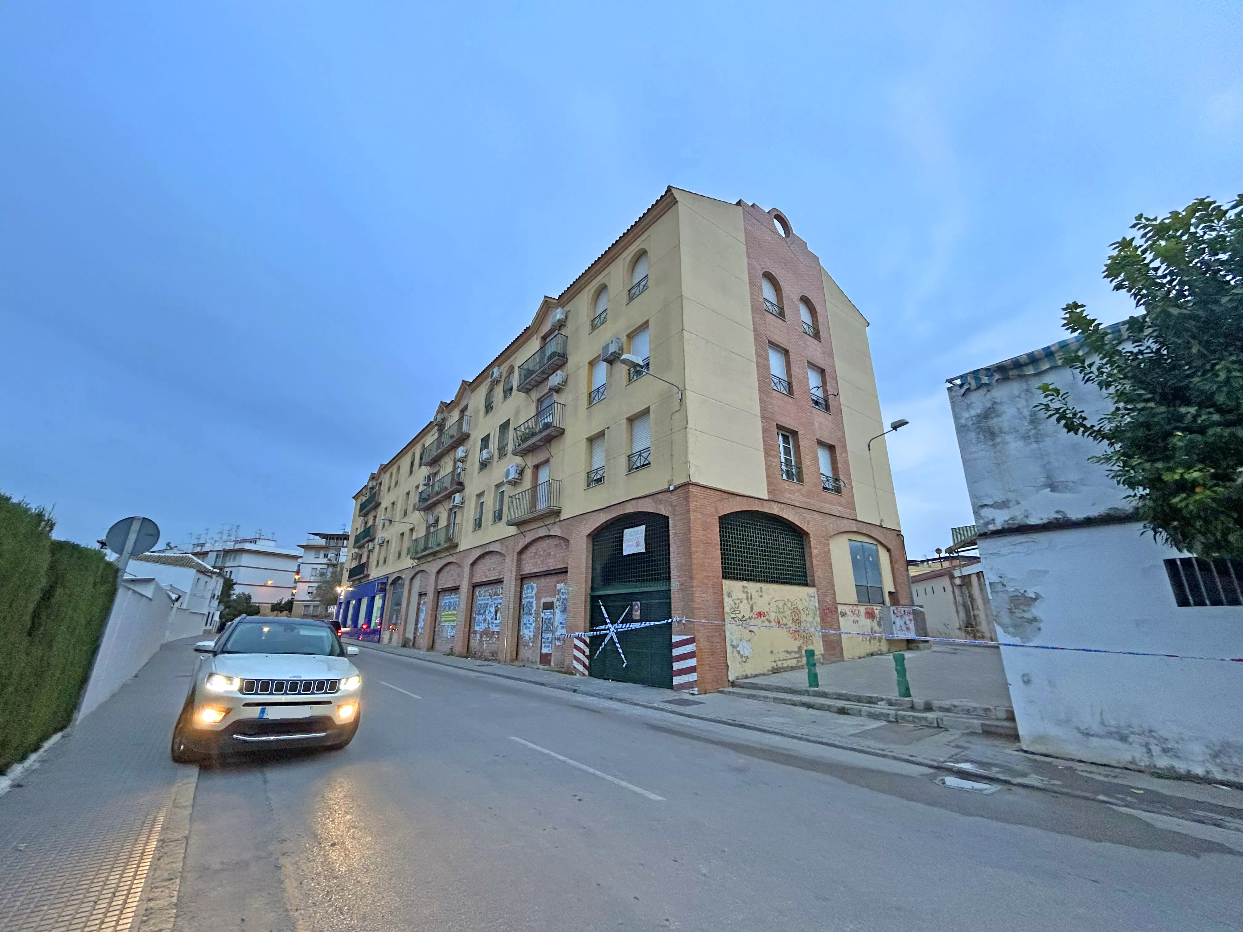 Edificios afectados por el incendio del garaje en la calle del Aceite