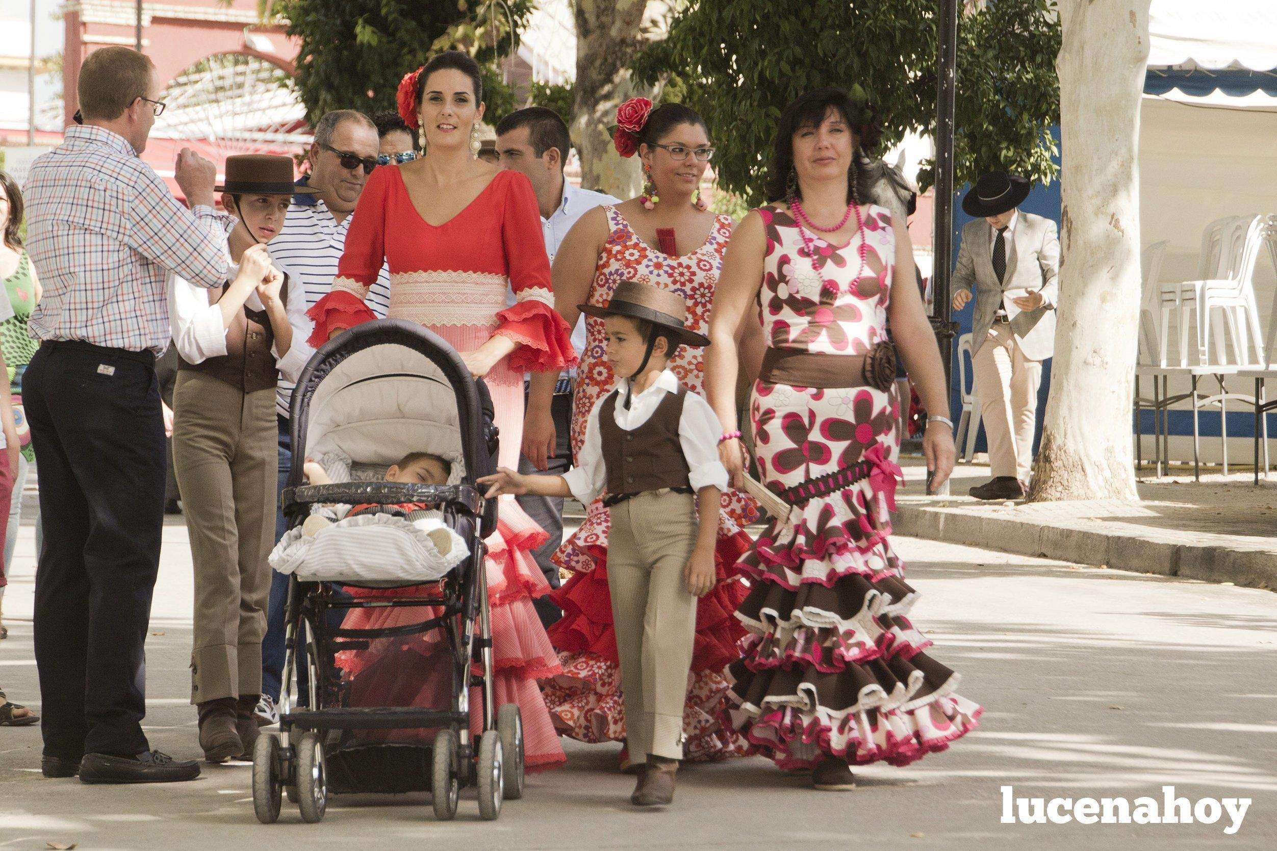 ¡Y nos vamos a la feria!. Un recorrido por el Real de la mano del fotógrafo Jesús Ruiz 'Gitanito' ¡Y nos vamos a la feria!. Un recorrido por el Real de la mano del fotógrafo Jesús Ruiz 'Gitanito'