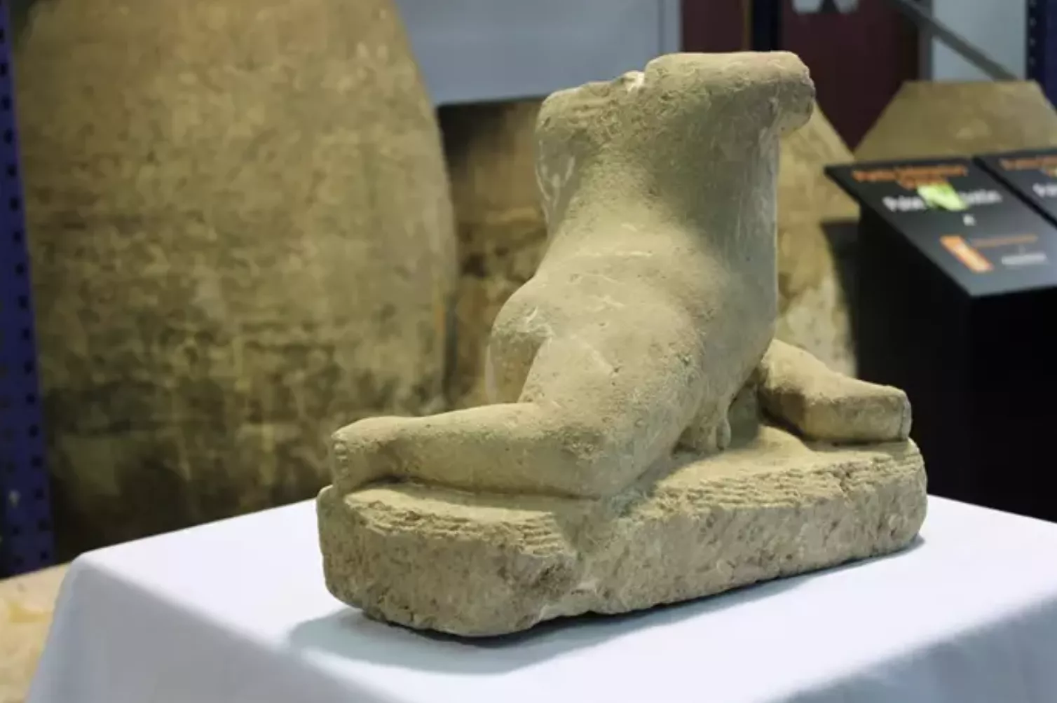 Escultura de Hercules Niño