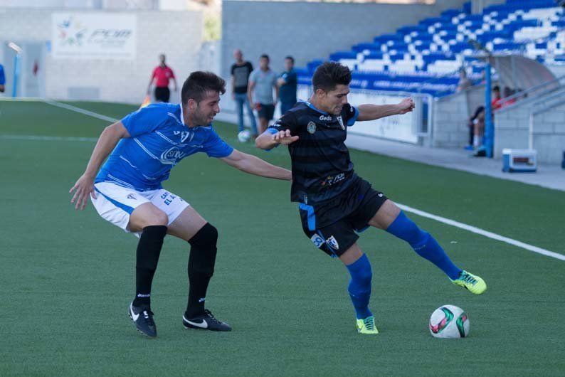 Galería de fotos: Lucena CF 2 San Fernando CD 2