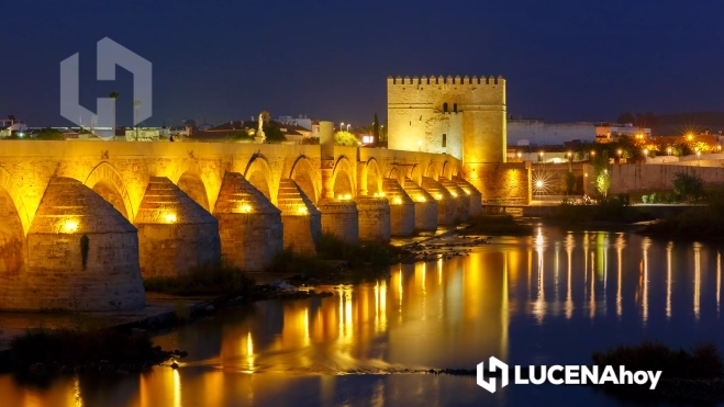 Puente Romano de Córdoba, junto a la Mezquita Puente Romano de Córdoba, junto a la Mezquita