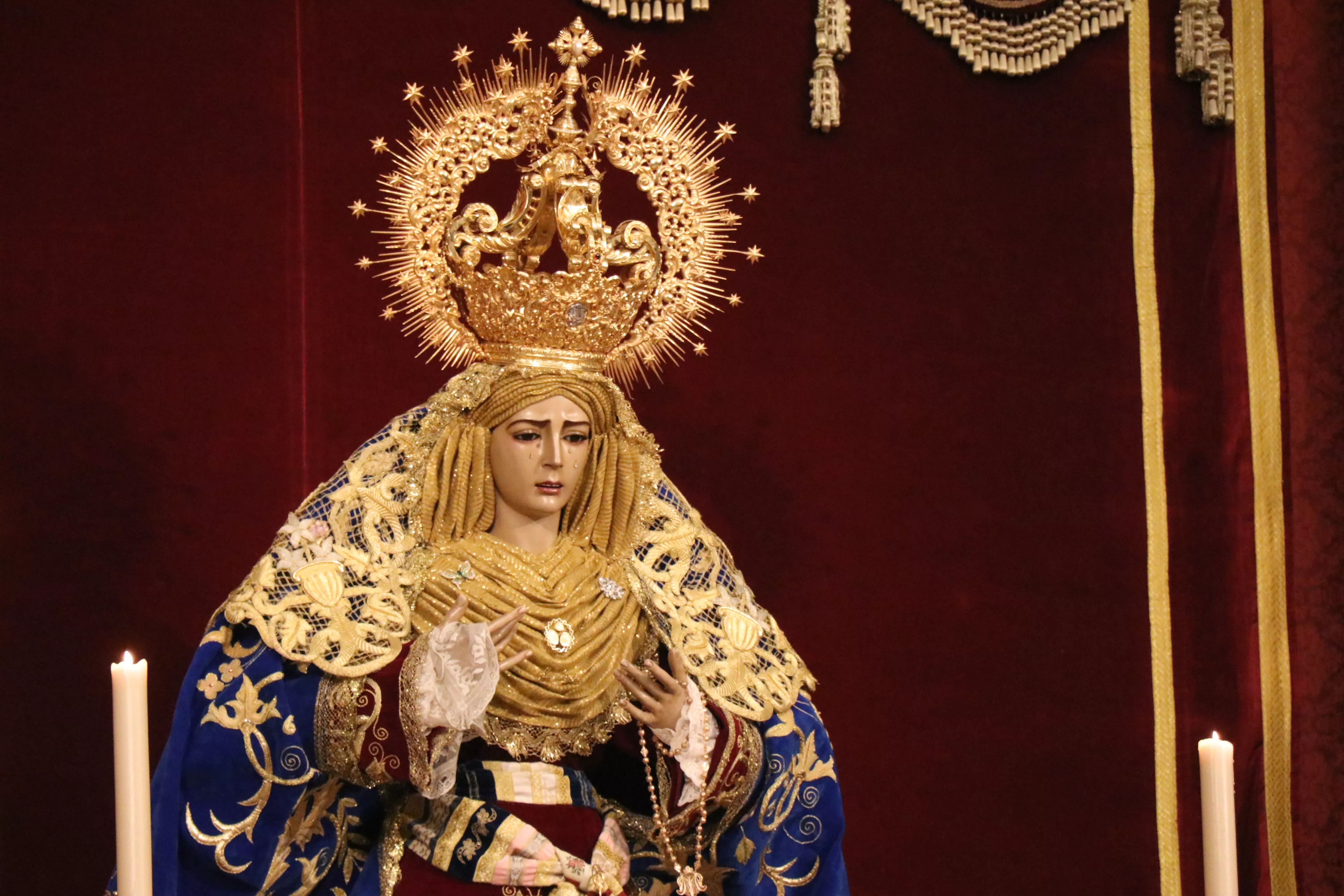 Presentación del cartel anunciador del Jueves Santo "Sangre 2025"