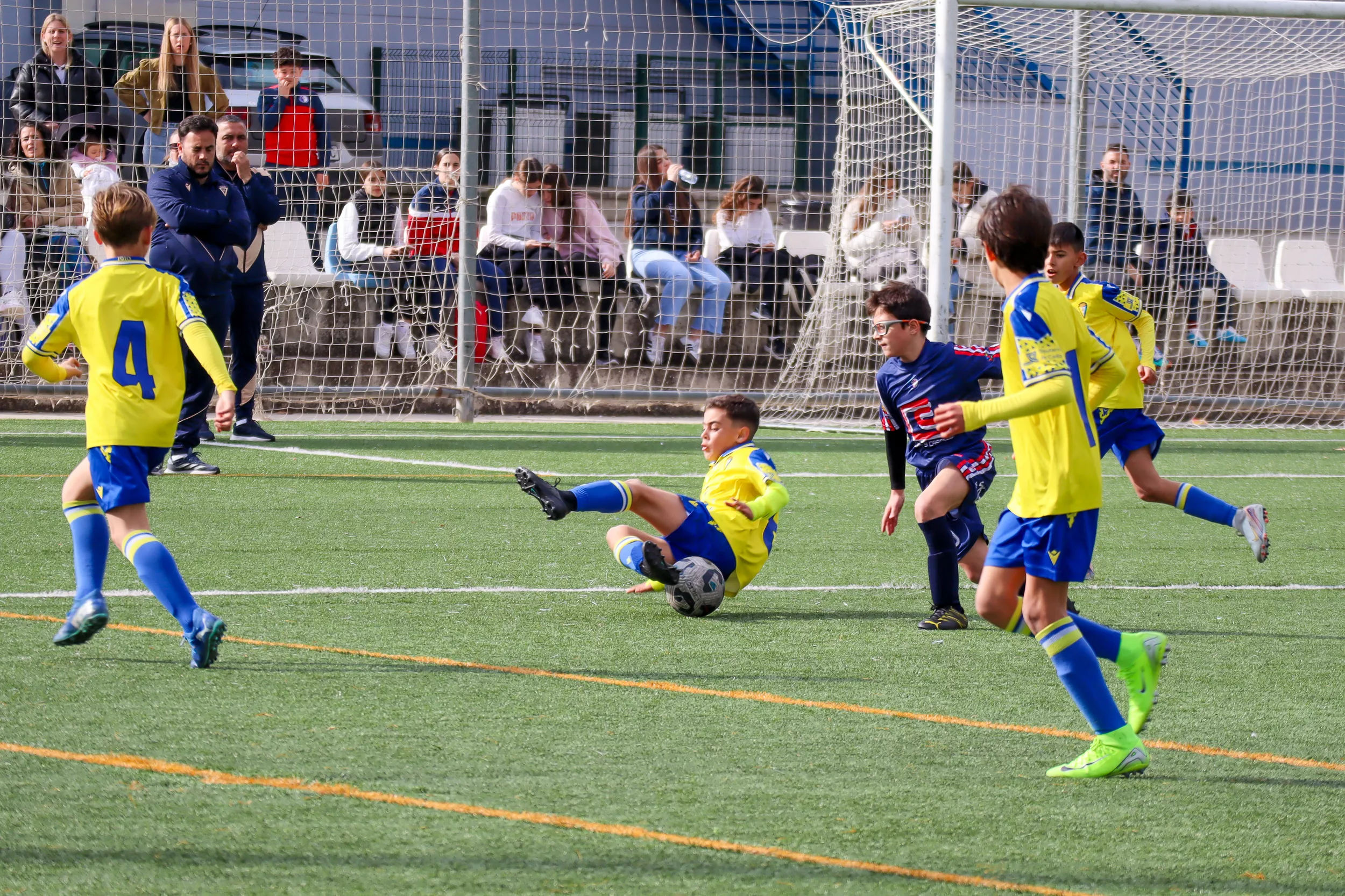 IV Torneo de Fútbol ‘Lucecor Cup’ 22 IV Torneo de Fútbol ‘Lucecor Cup’ 22