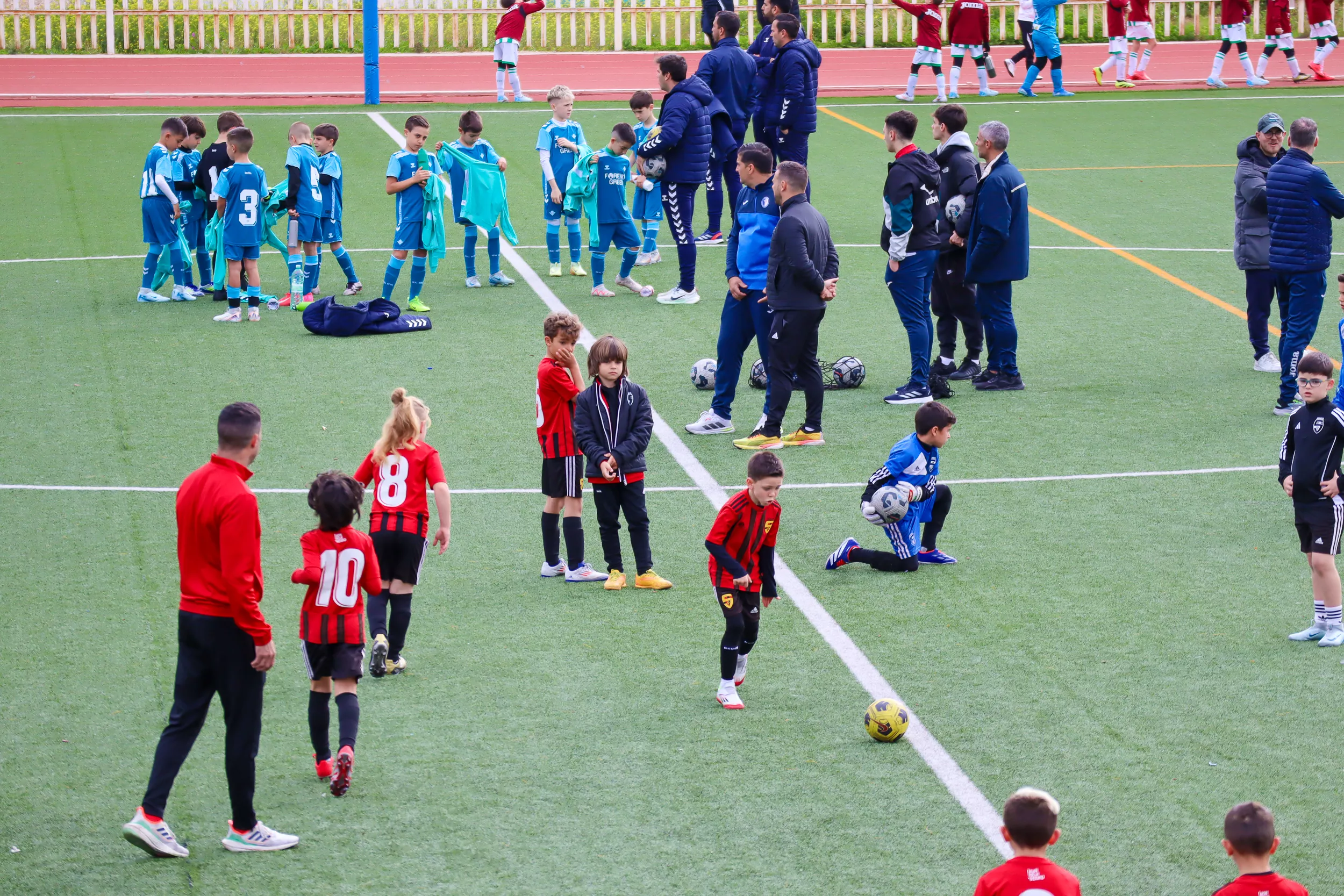 IV Torneo de Fútbol ‘Lucecor Cup’ 33 IV Torneo de Fútbol ‘Lucecor Cup’ 33