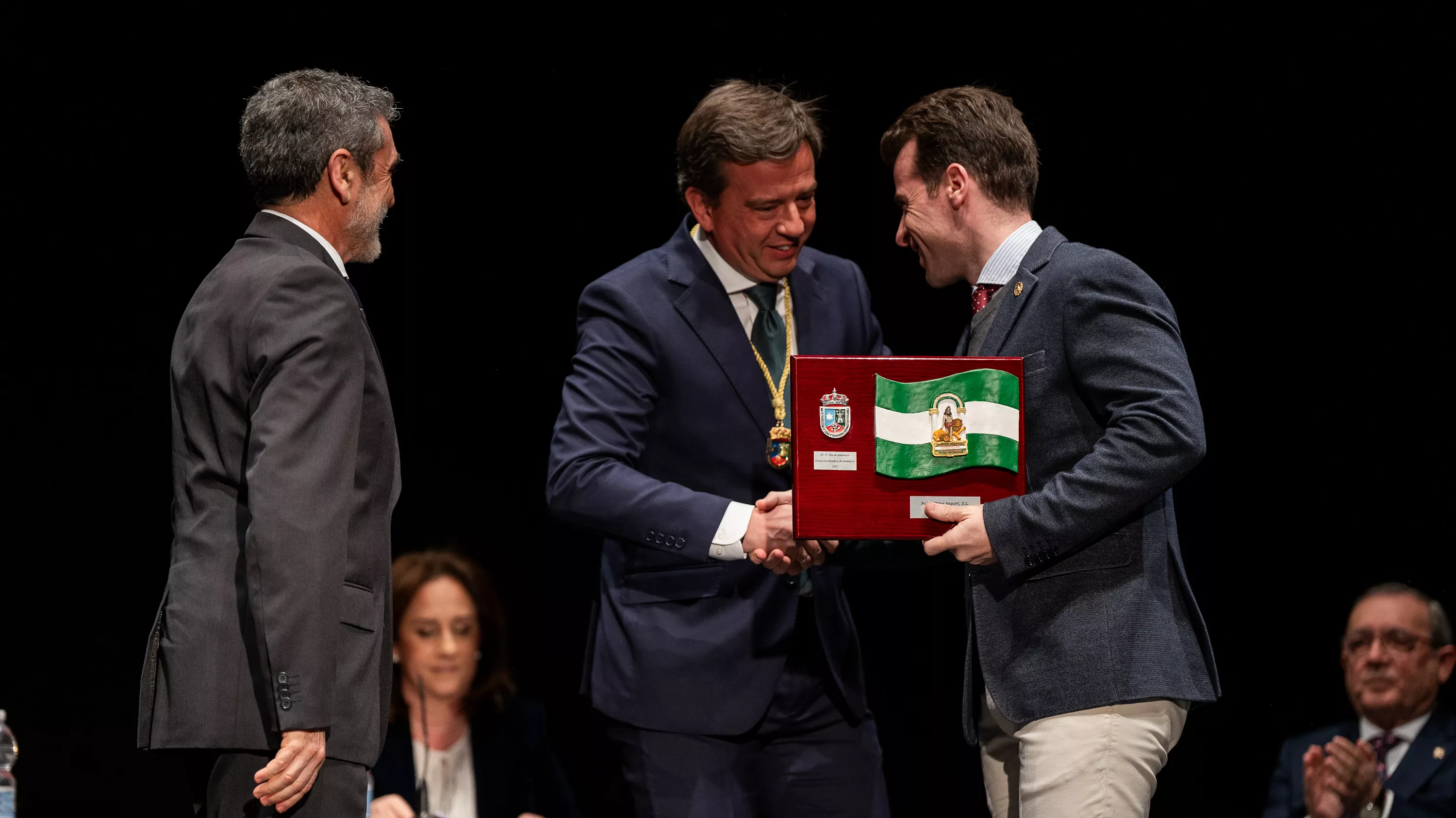 28F Entrega de Banderas 2025 (28)