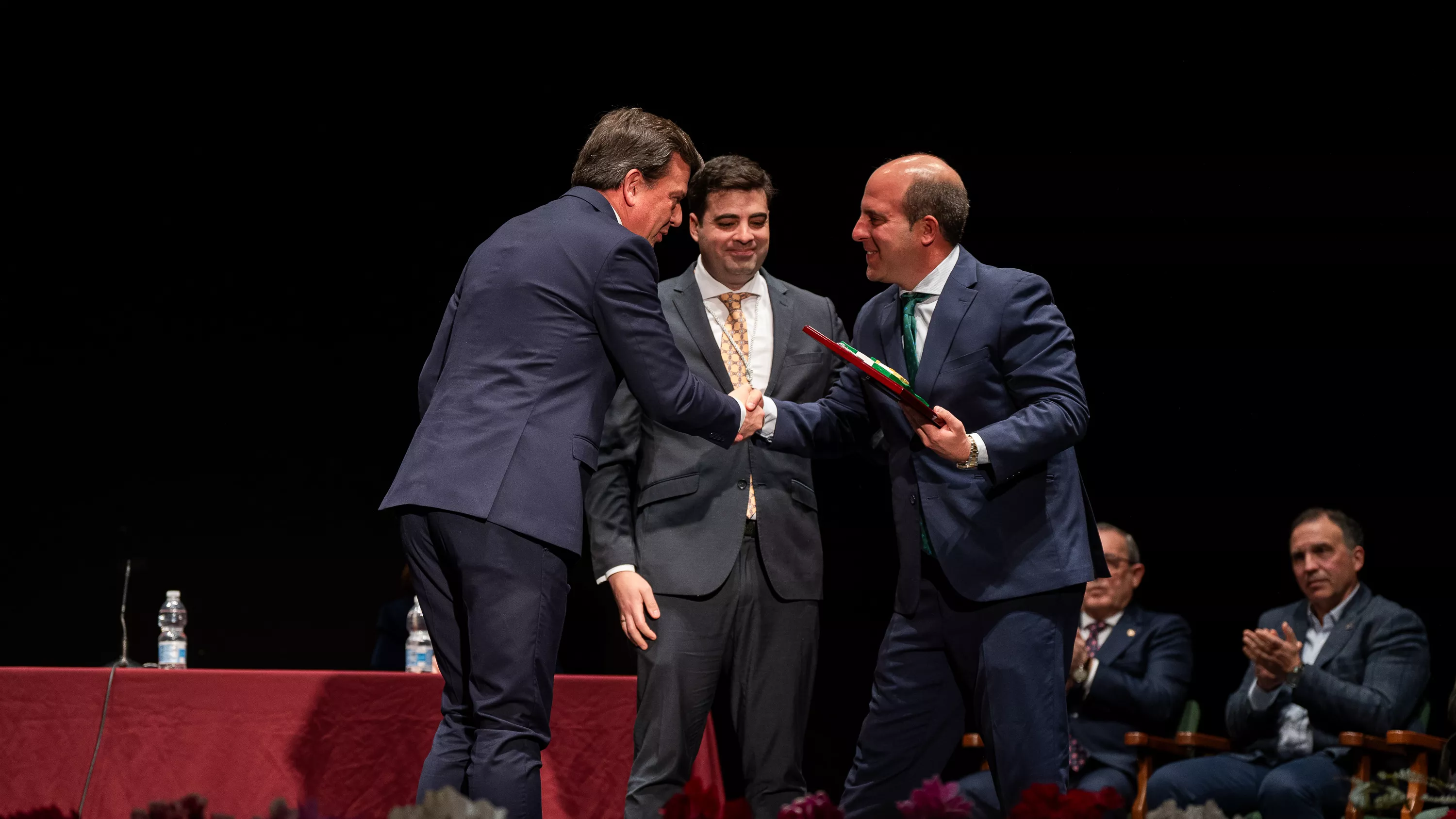 28F Entrega de Banderas 2025 (32)