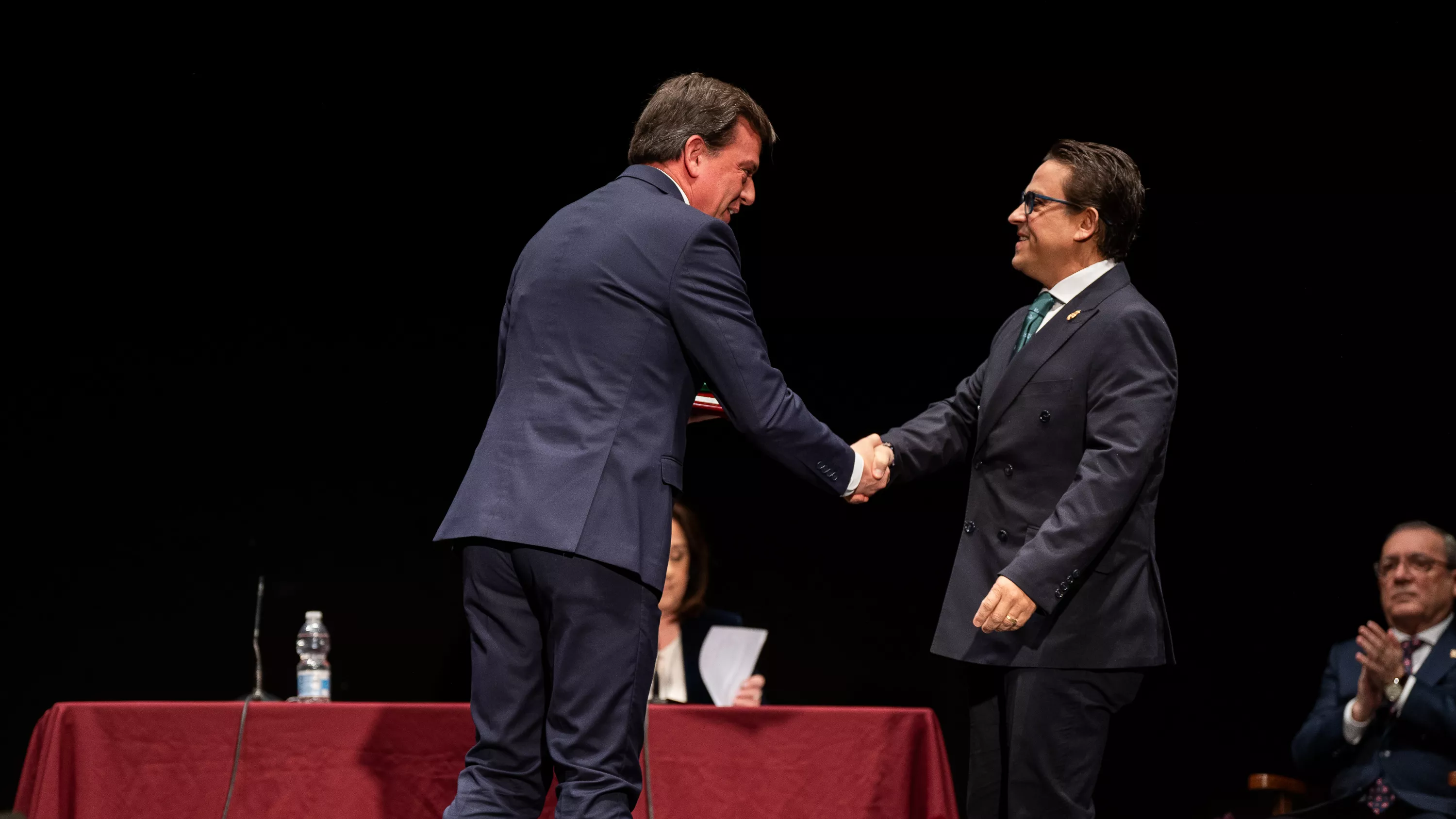 28F Entrega de Banderas 2025 (39)