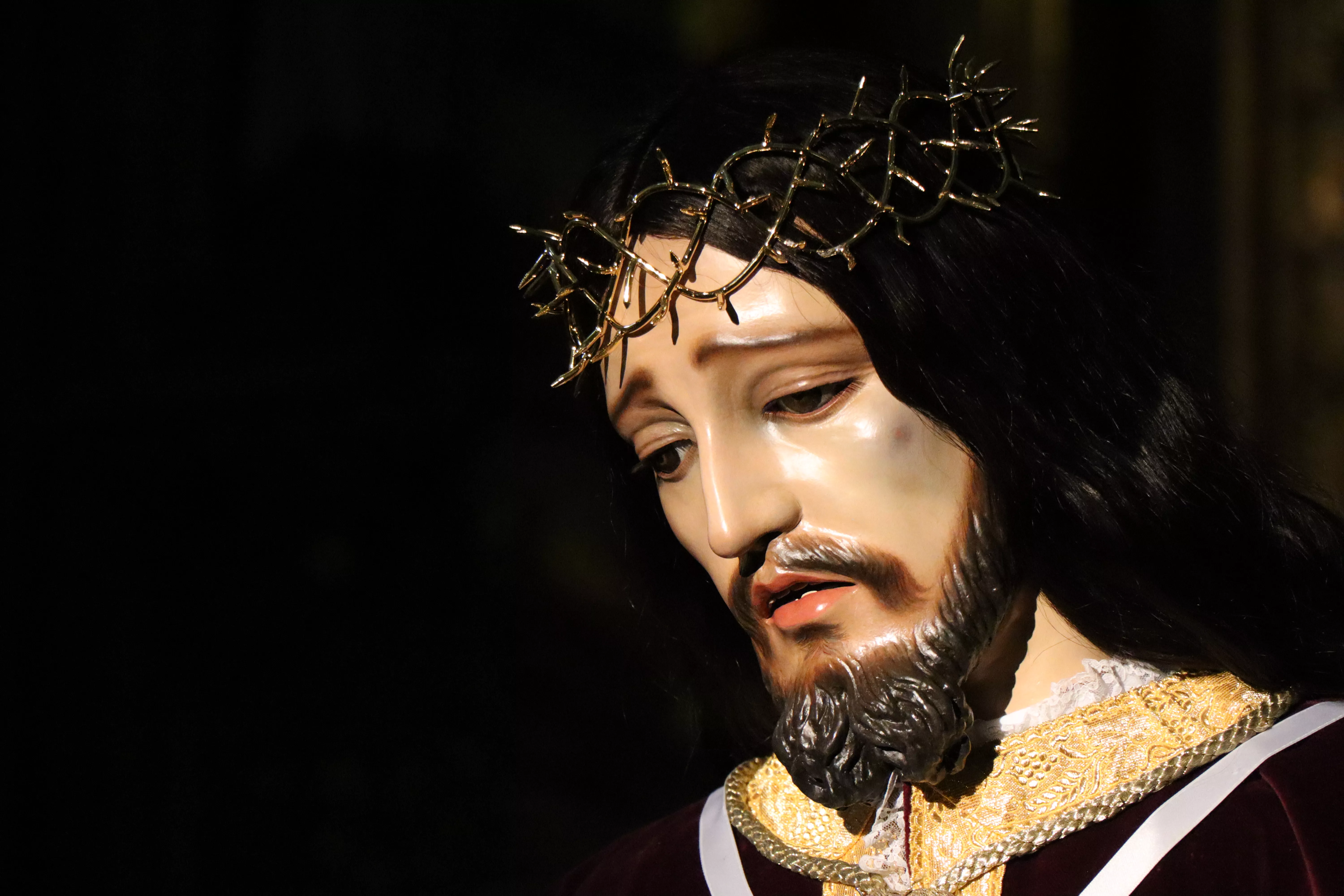 La imagen de Jesús de Medinaceli, repuesta al culto tras su restauración por Manuel Espejo Mármol y Miguel Ángel Sánchez Jiménez