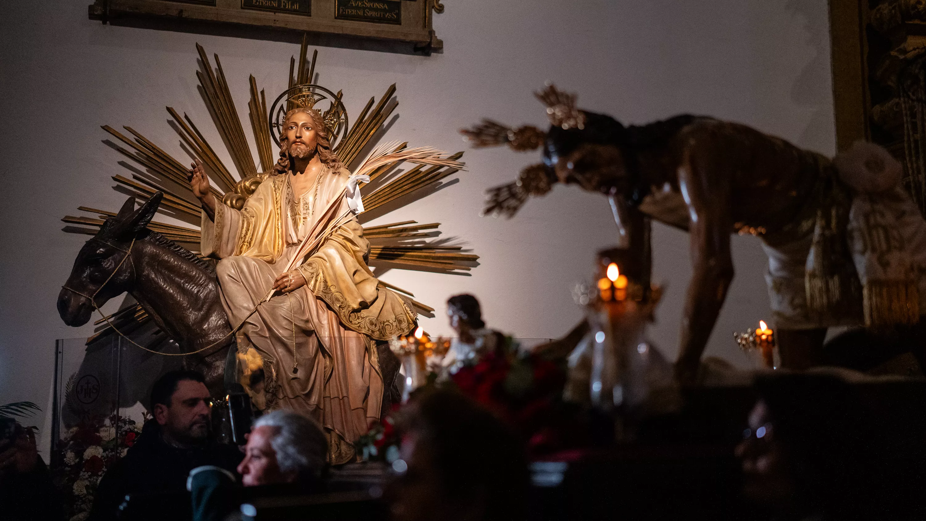 Cuaresma 2025   ViaCrucis Humillación (24)