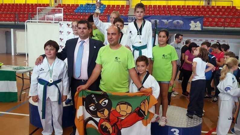 Galería: Copa Federación de Taekwondo en el Pabellón de Lucena