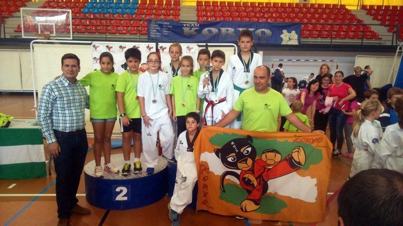 Galería: Copa Federación de Taekwondo en el Pabellón de Lucena