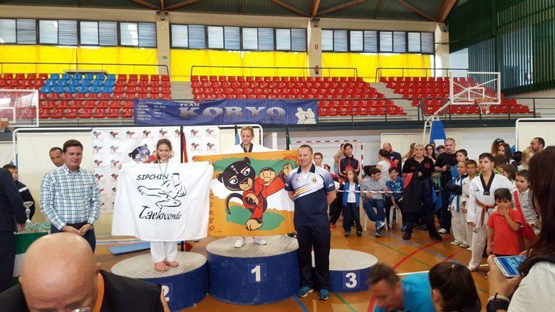 Galería: Copa Federación de Taekwondo en el Pabellón de Lucena