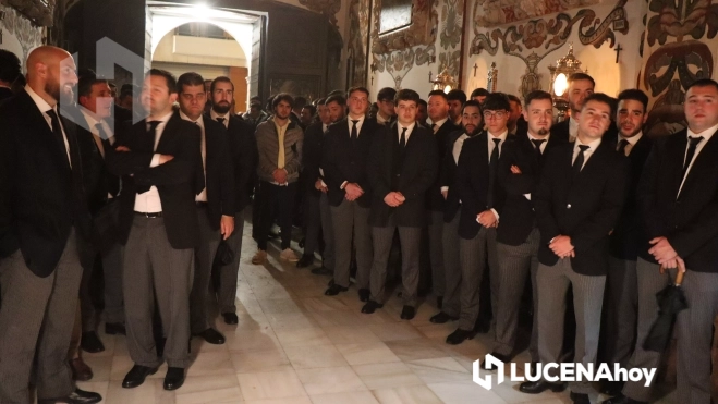 Solemne Viacrucis ante la imagen de Ntro. Padre Jesús Preso Solemne Viacrucis ante la imagen de Ntro. Padre Jesús Preso
