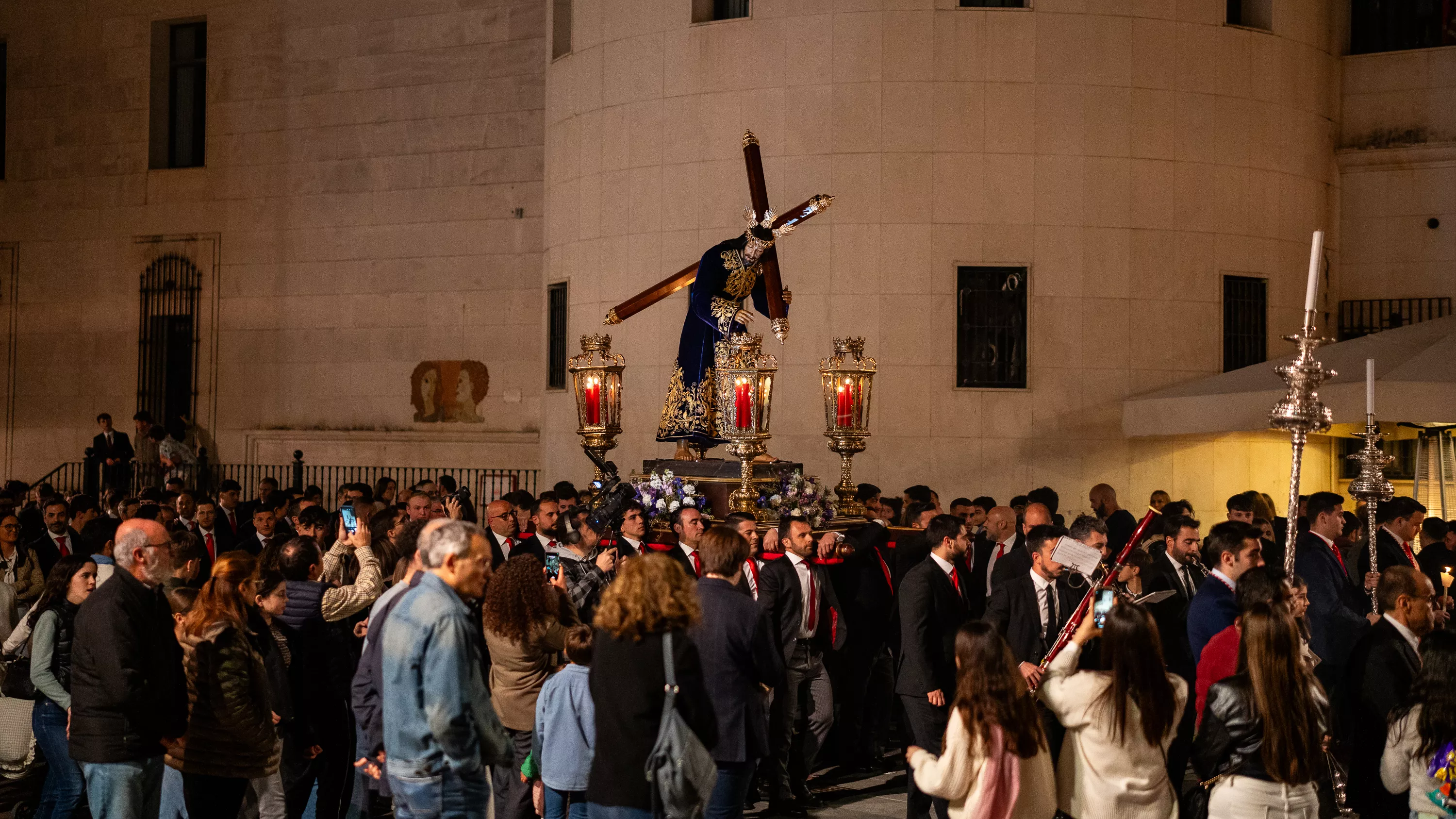 CUARESMA 2025   ViaCrucis Amor (10)
