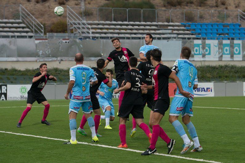 Galería: El Ciudad de Lucena no pasa del empate ante la Peña Deportiva Rociera (0-0). Fotos: Sergio Rodríguez