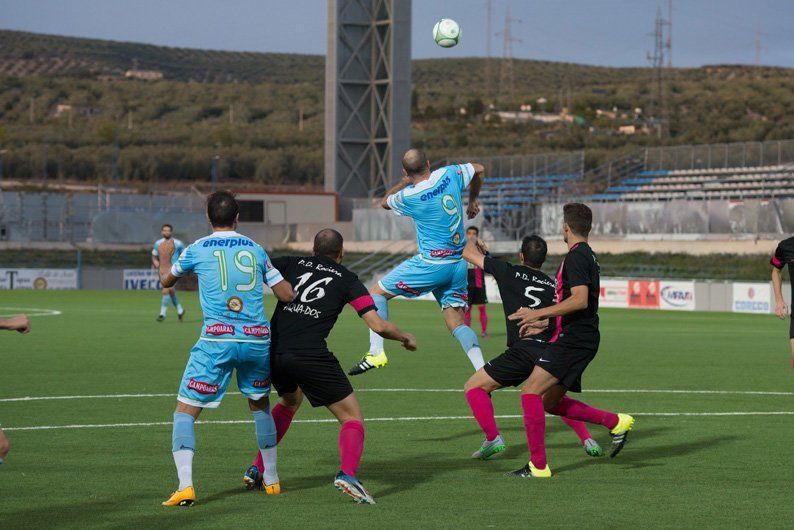 Galería: El Ciudad de Lucena no pasa del empate ante la Peña Deportiva Rociera (0-0). Fotos: Sergio Rodríguez